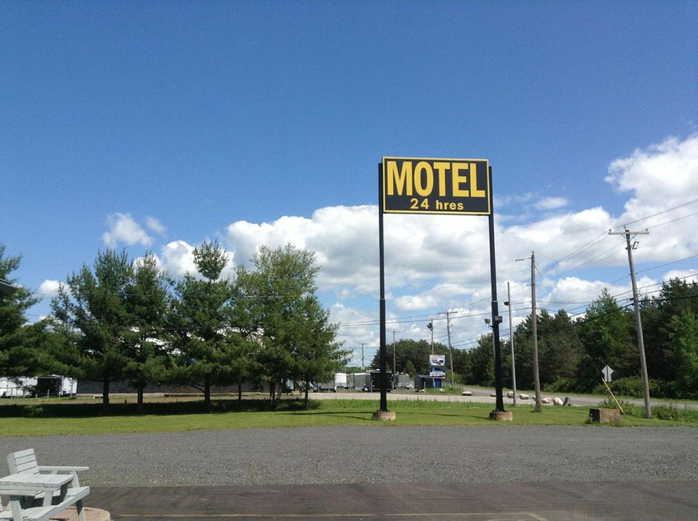 Motel Rayalco