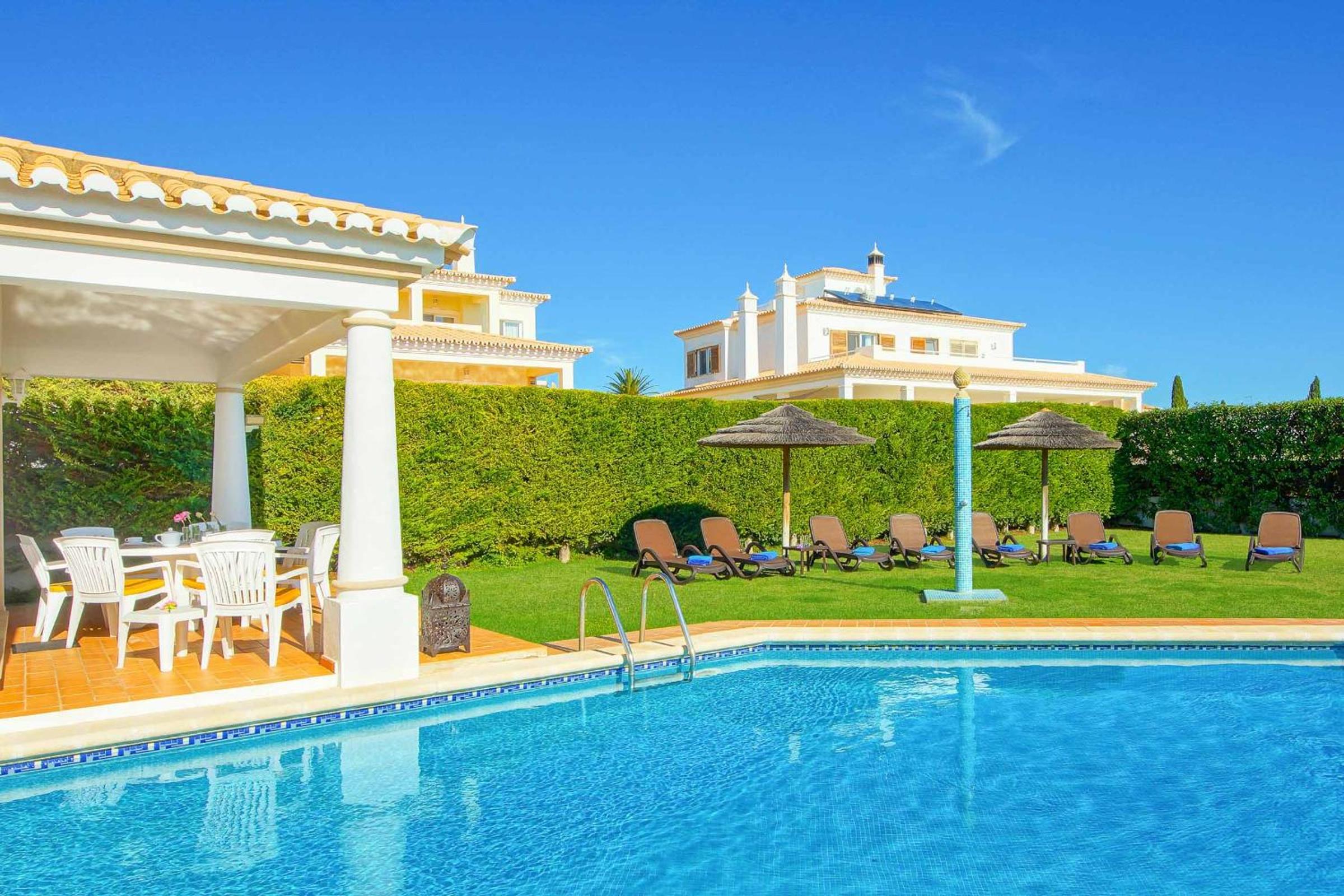 Villa Beatrice view 3