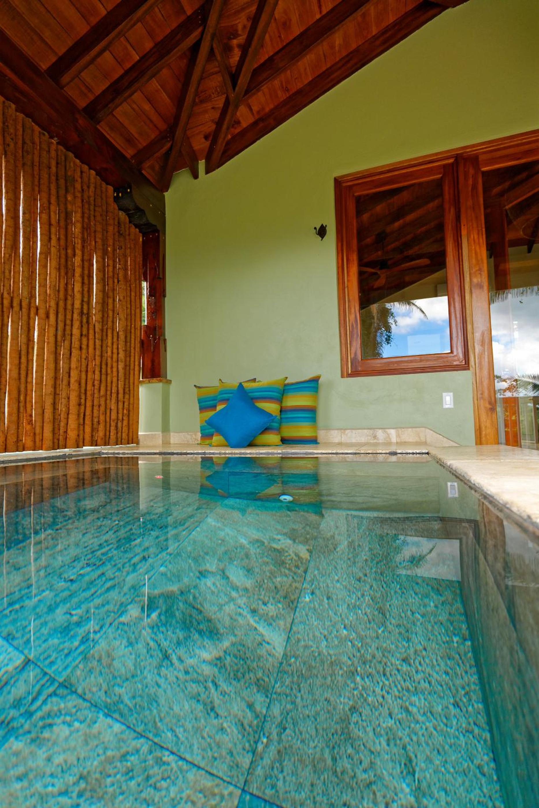 Sleeping Giant Rainforest Lodge