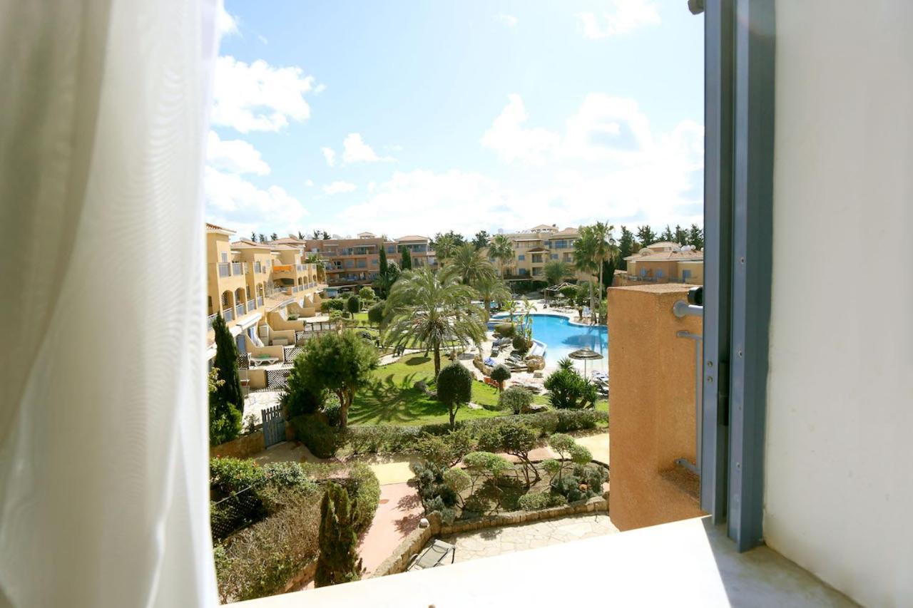 Limnaria Gardens B