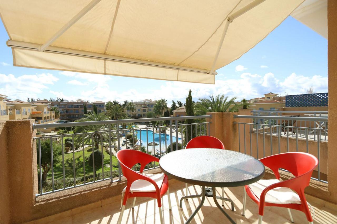 Limnaria Gardens B