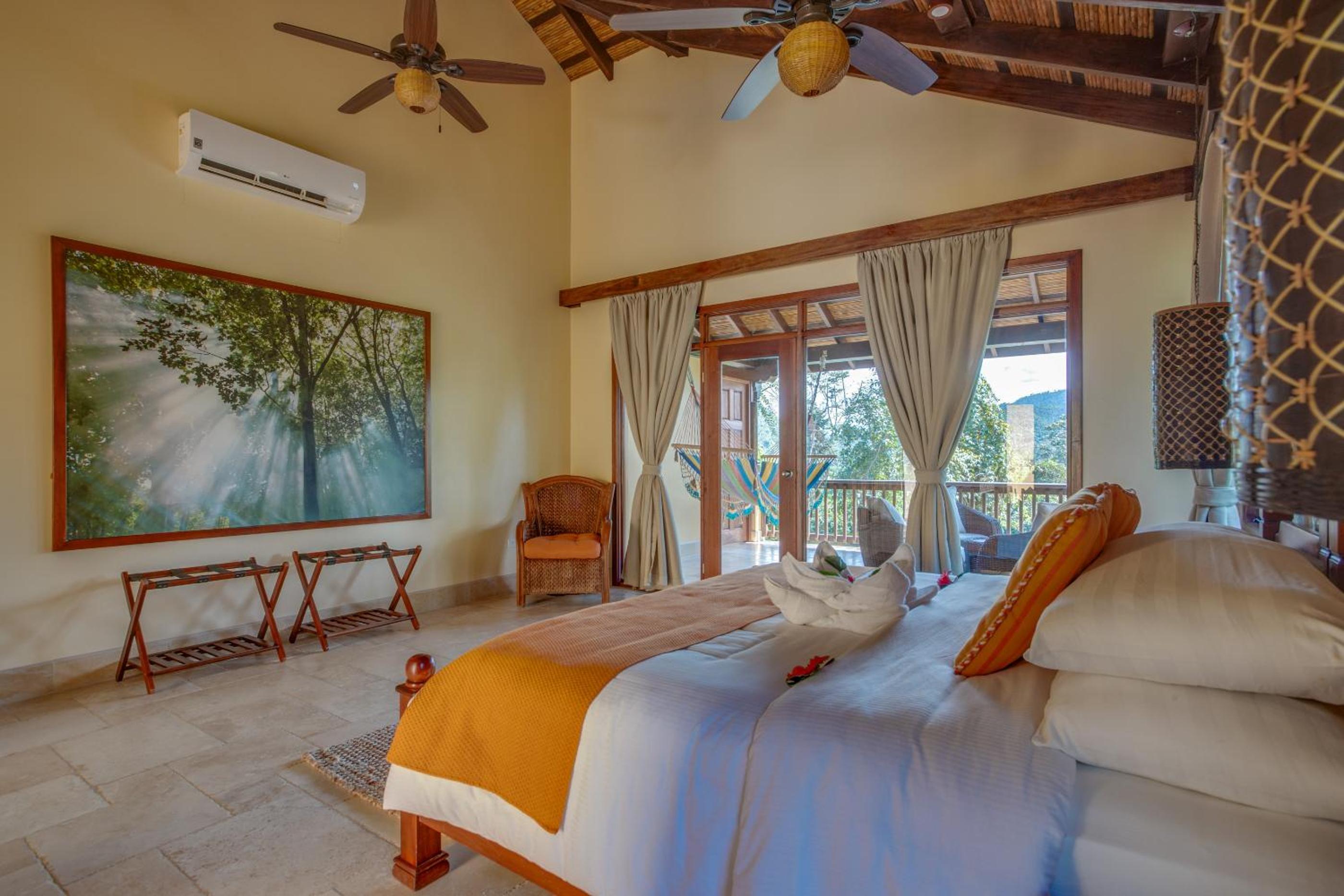 Sleeping Giant Rainforest Lodge