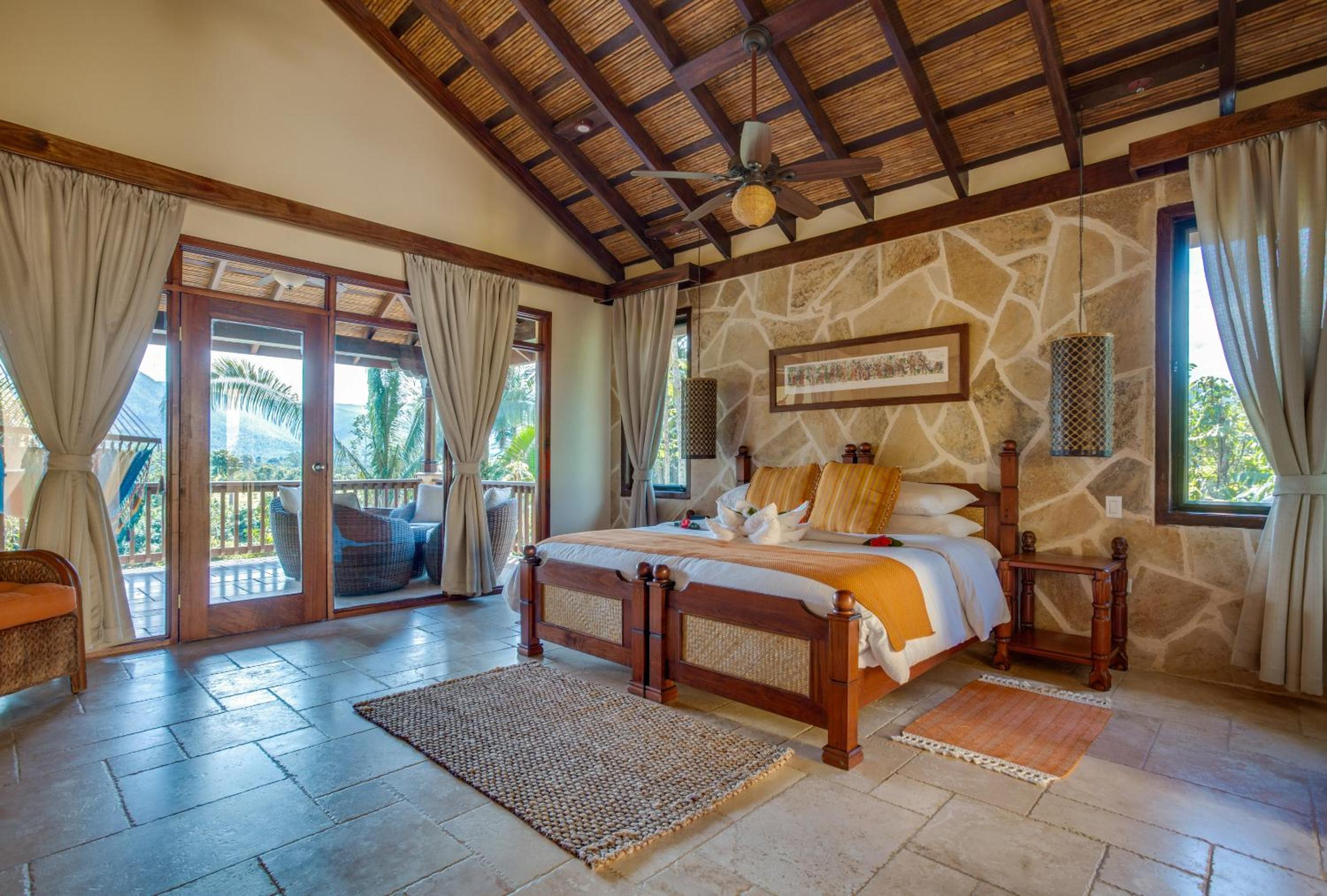Sleeping Giant Rainforest Lodge
