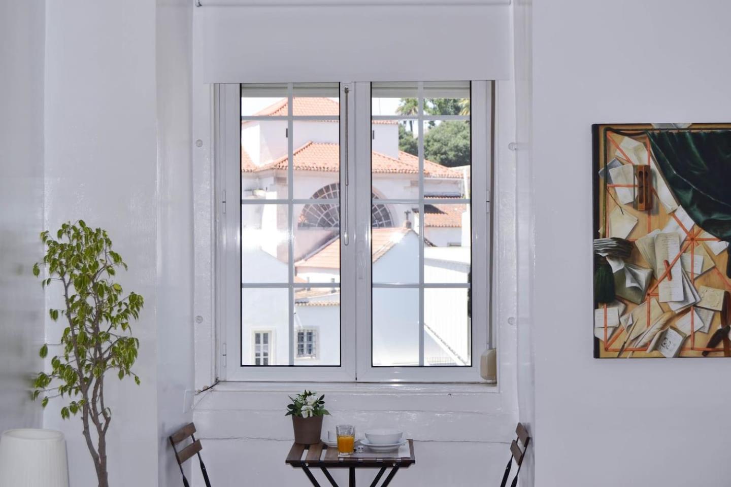 Family Apartment by the River view 2