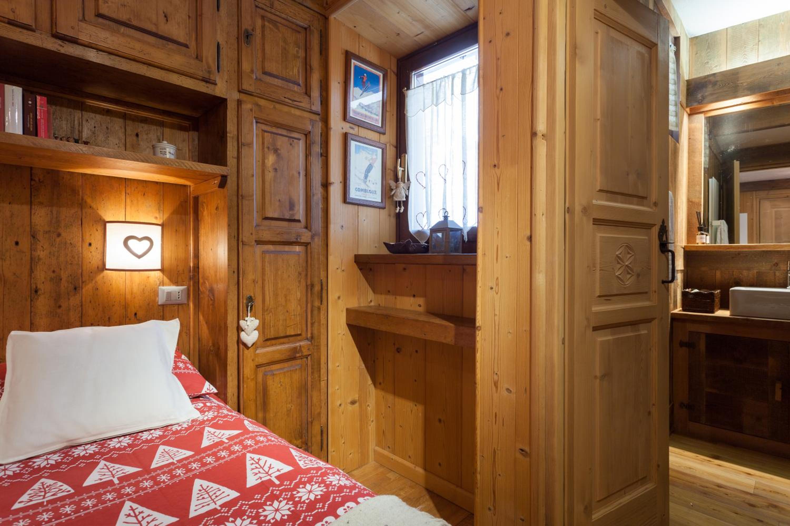 L'Atelier du Temps - CHARME in Courmayeur photo 2