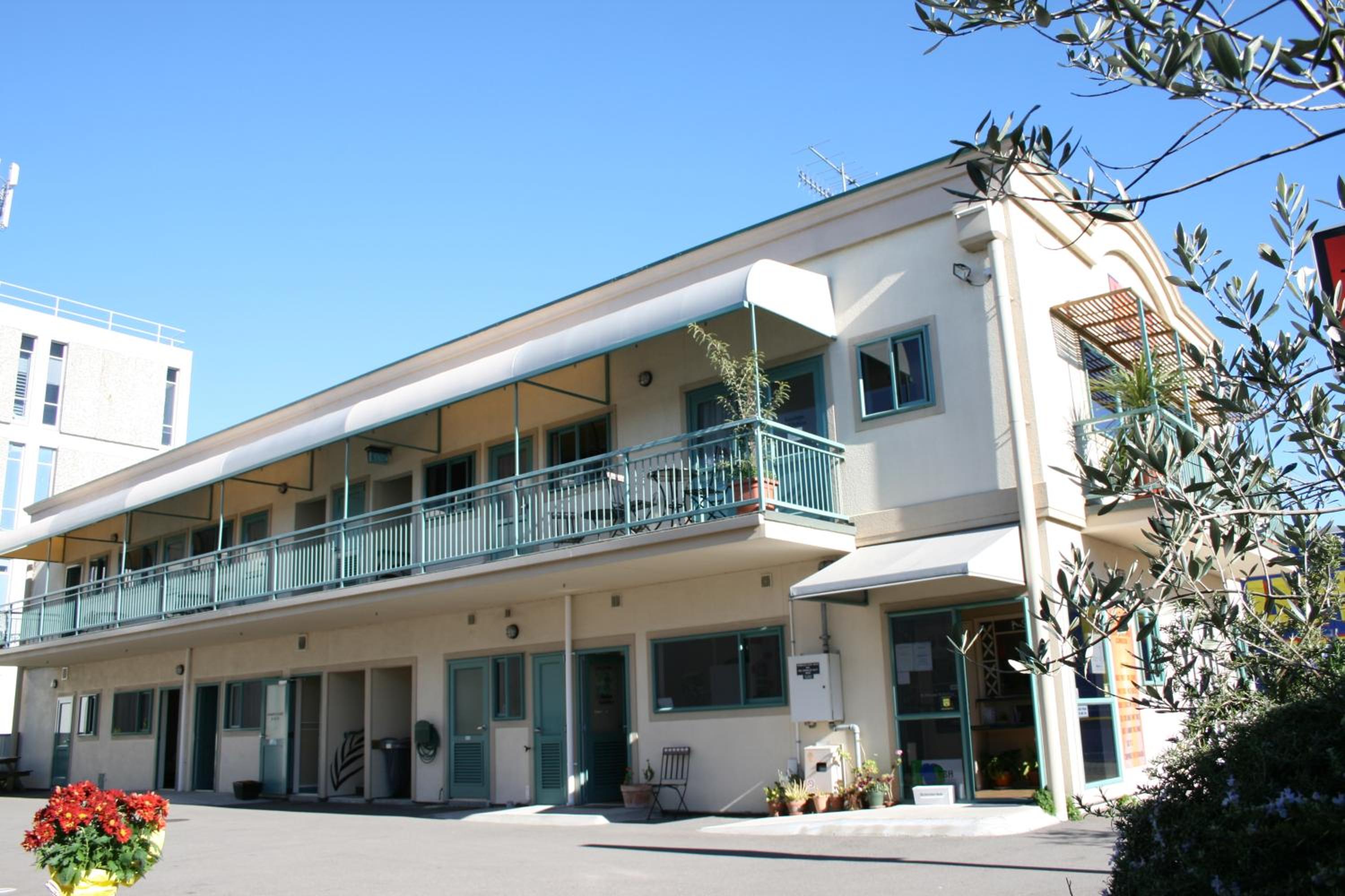 Astray Motel - Image 4