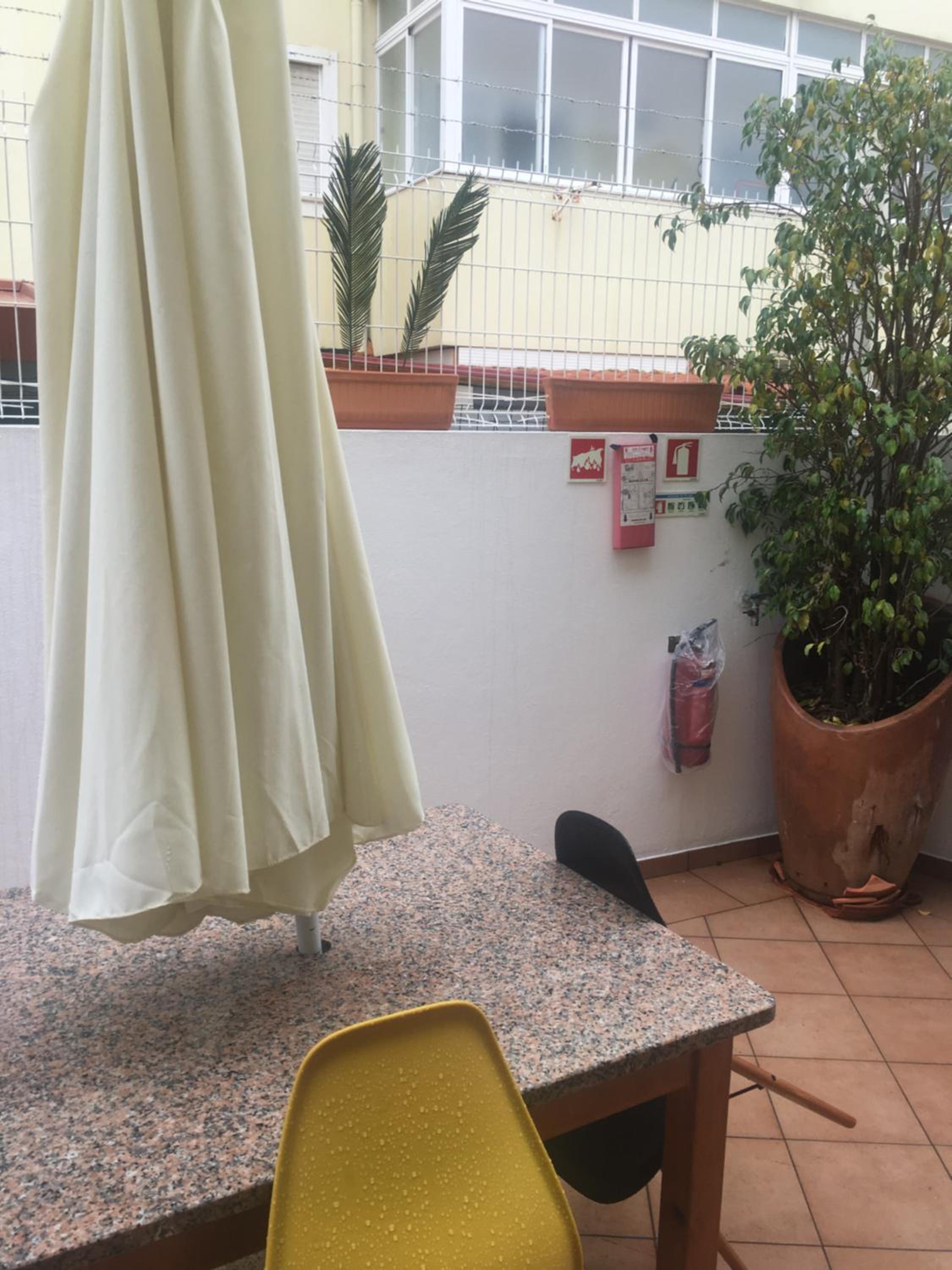 Hotel Ria Apartments - Image 1