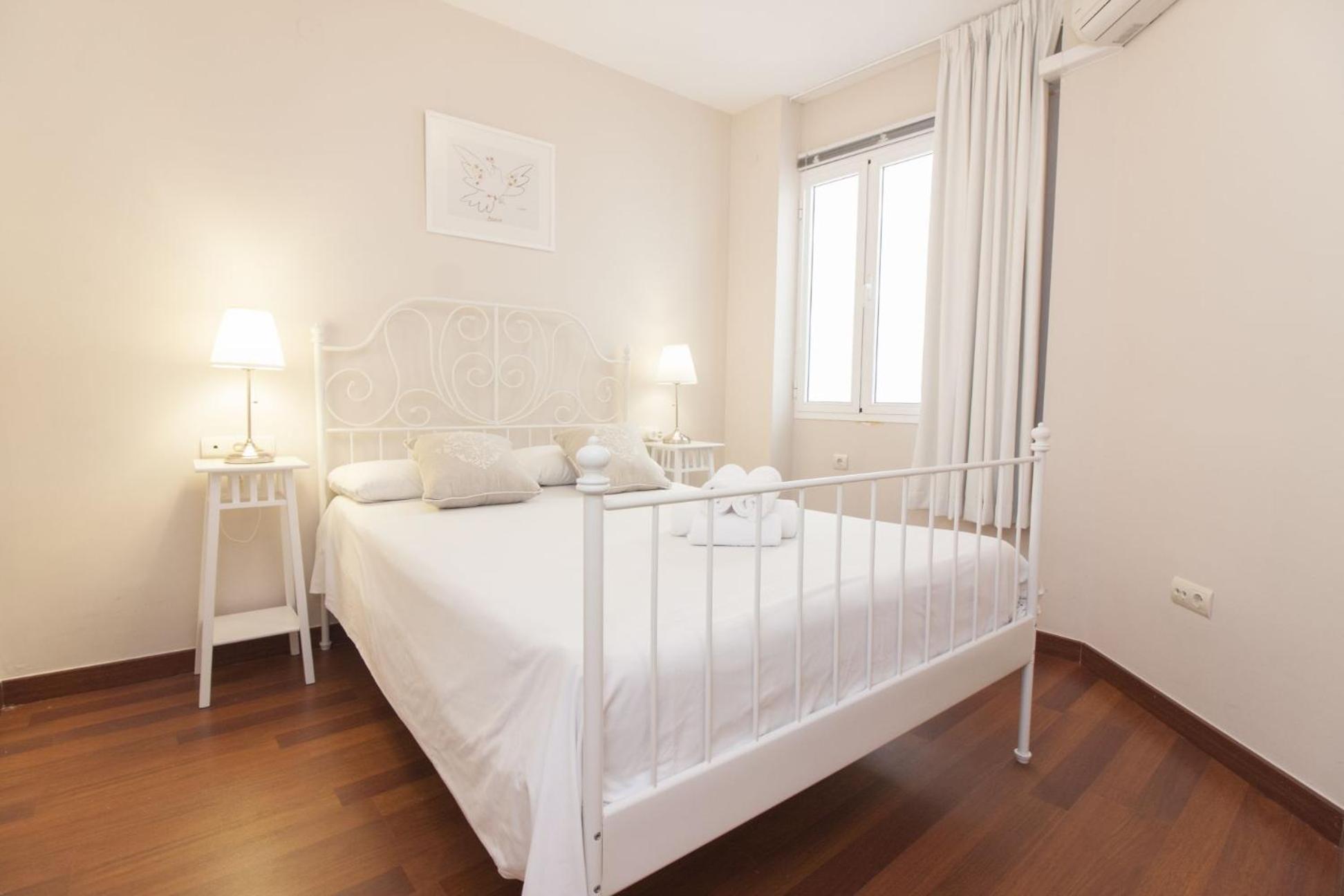 Malaga Center Flat Comedias Street