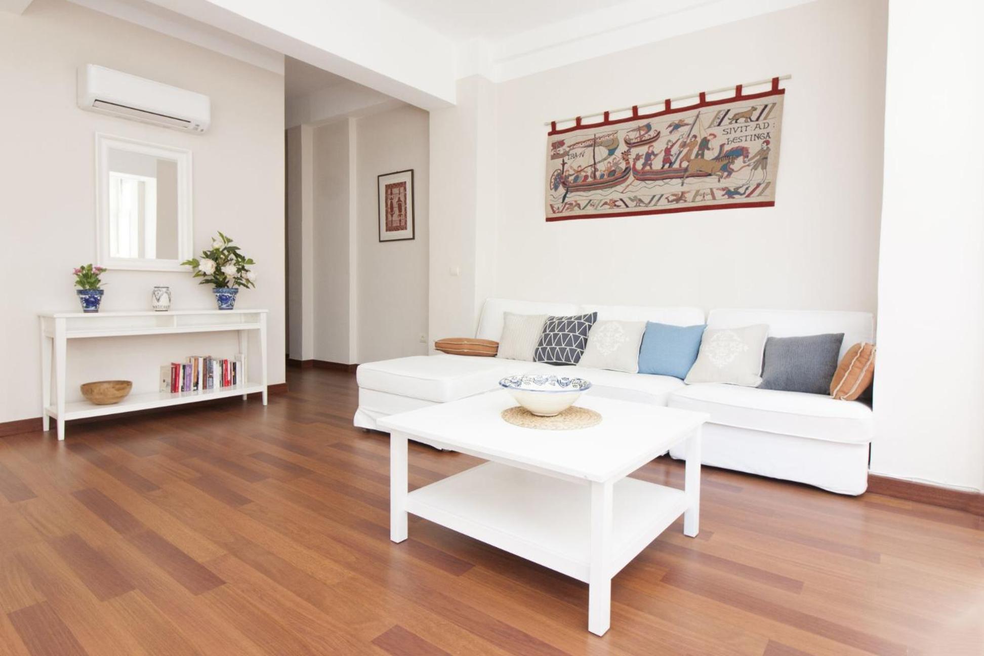 Malaga Center Flat Comedias Street