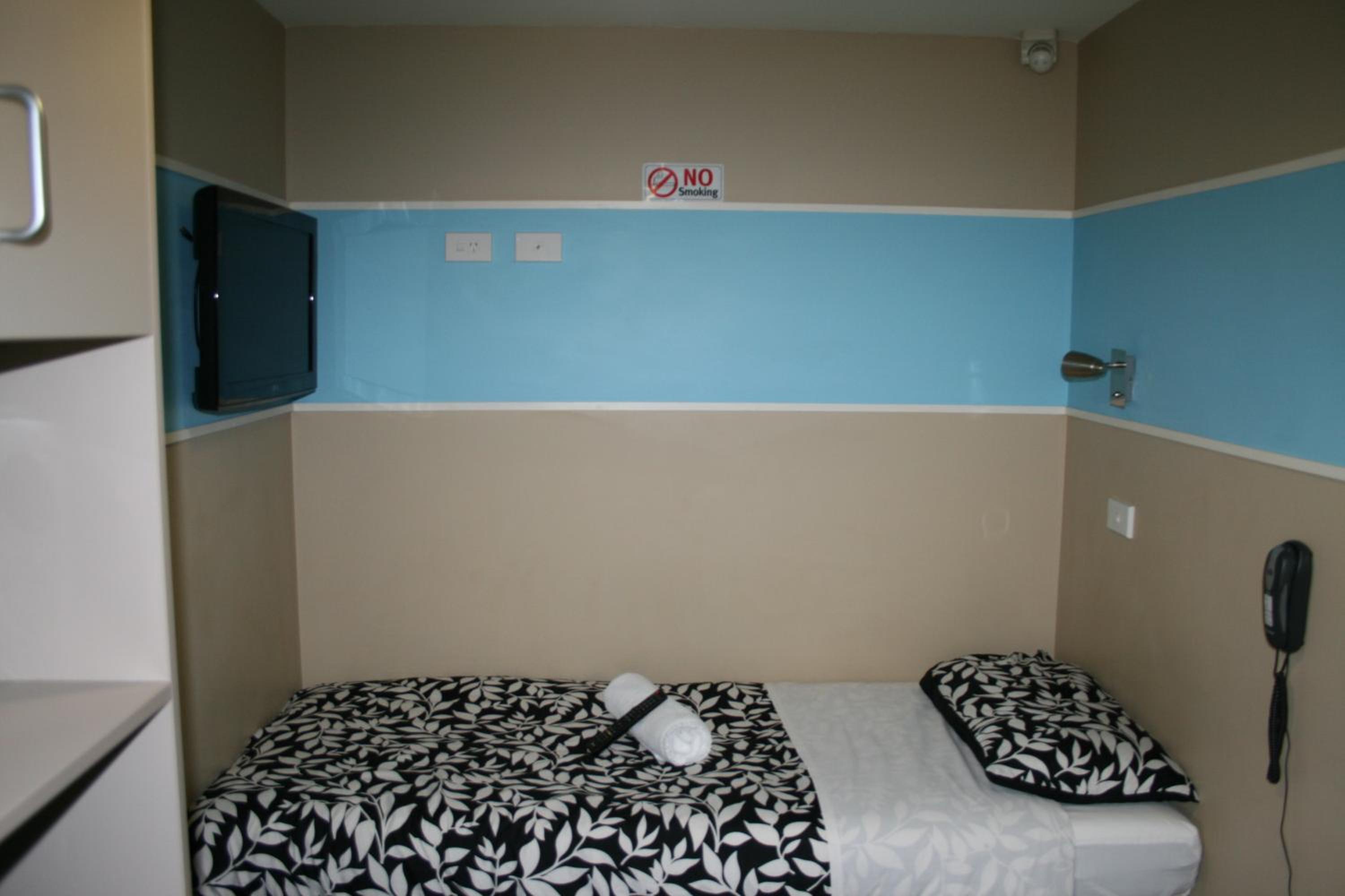 Photo 18