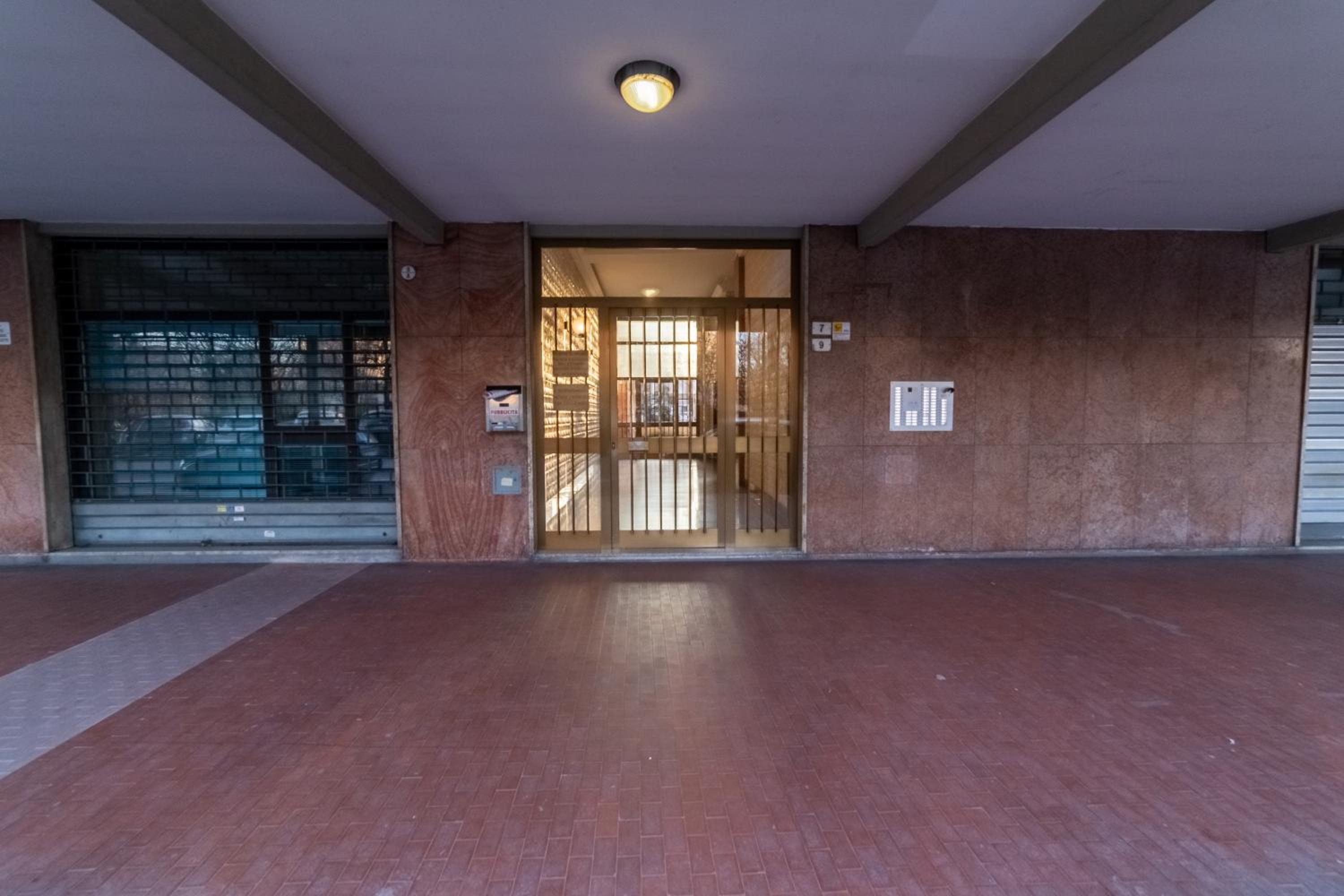 Bologna Fiera Fani Apartment view 2