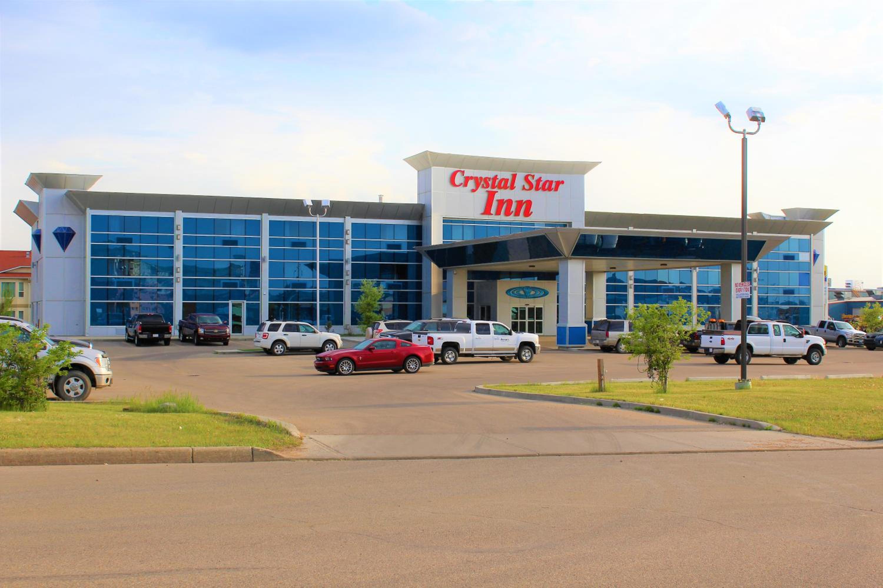 Leduc Vacations - Crystal Star Inn Edmonton Airport with free shuttle to and from Airport - Property Image 11