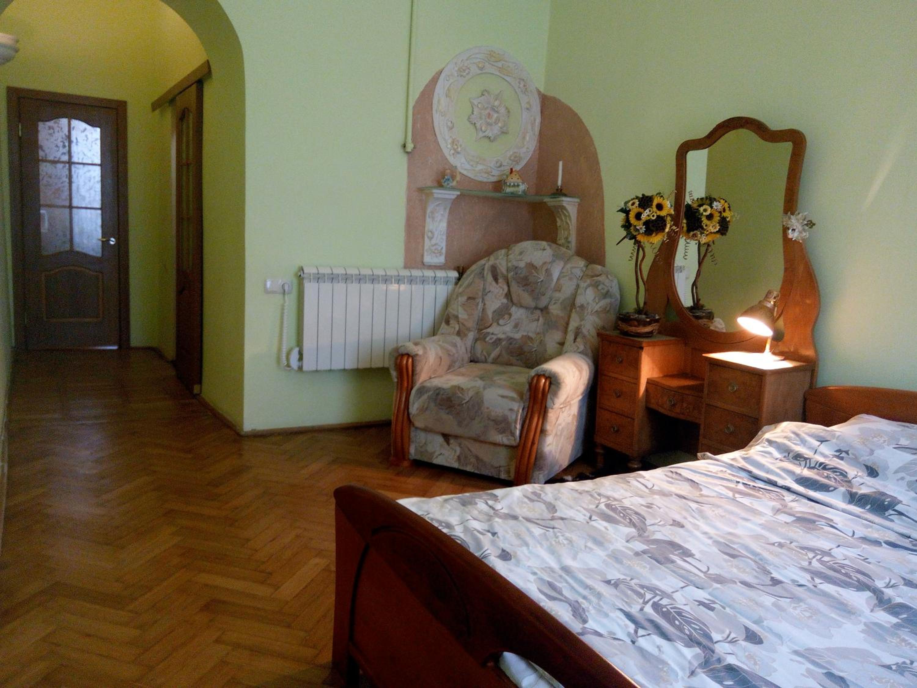 Flat on Sheptytskykh view 2