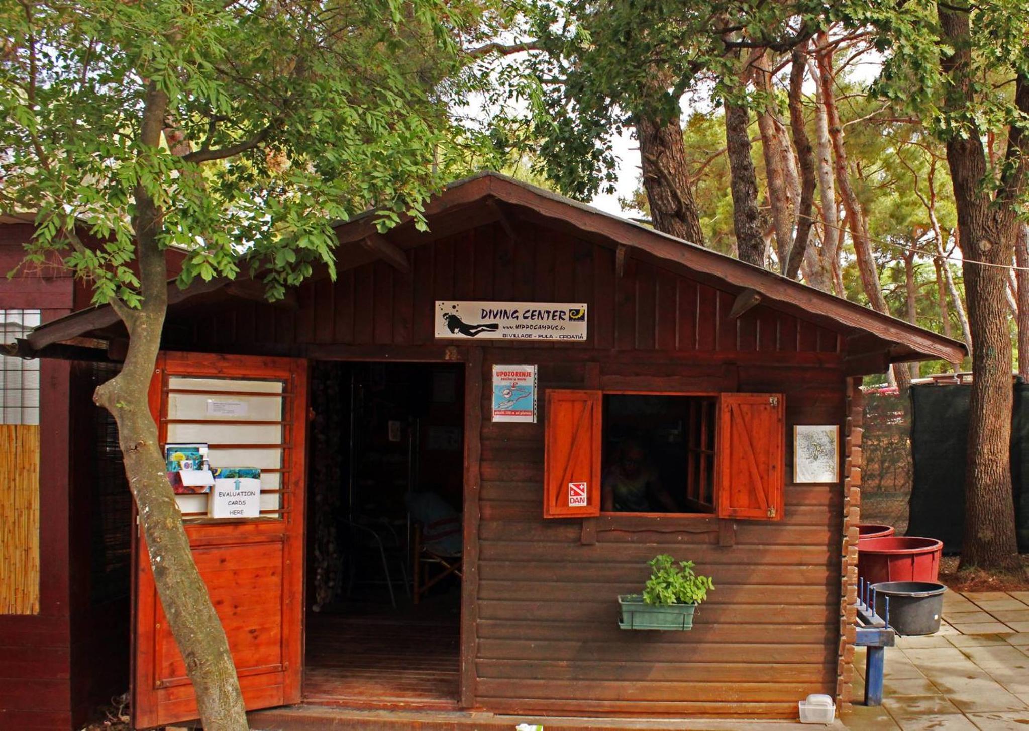 Holiday Centre Bi village