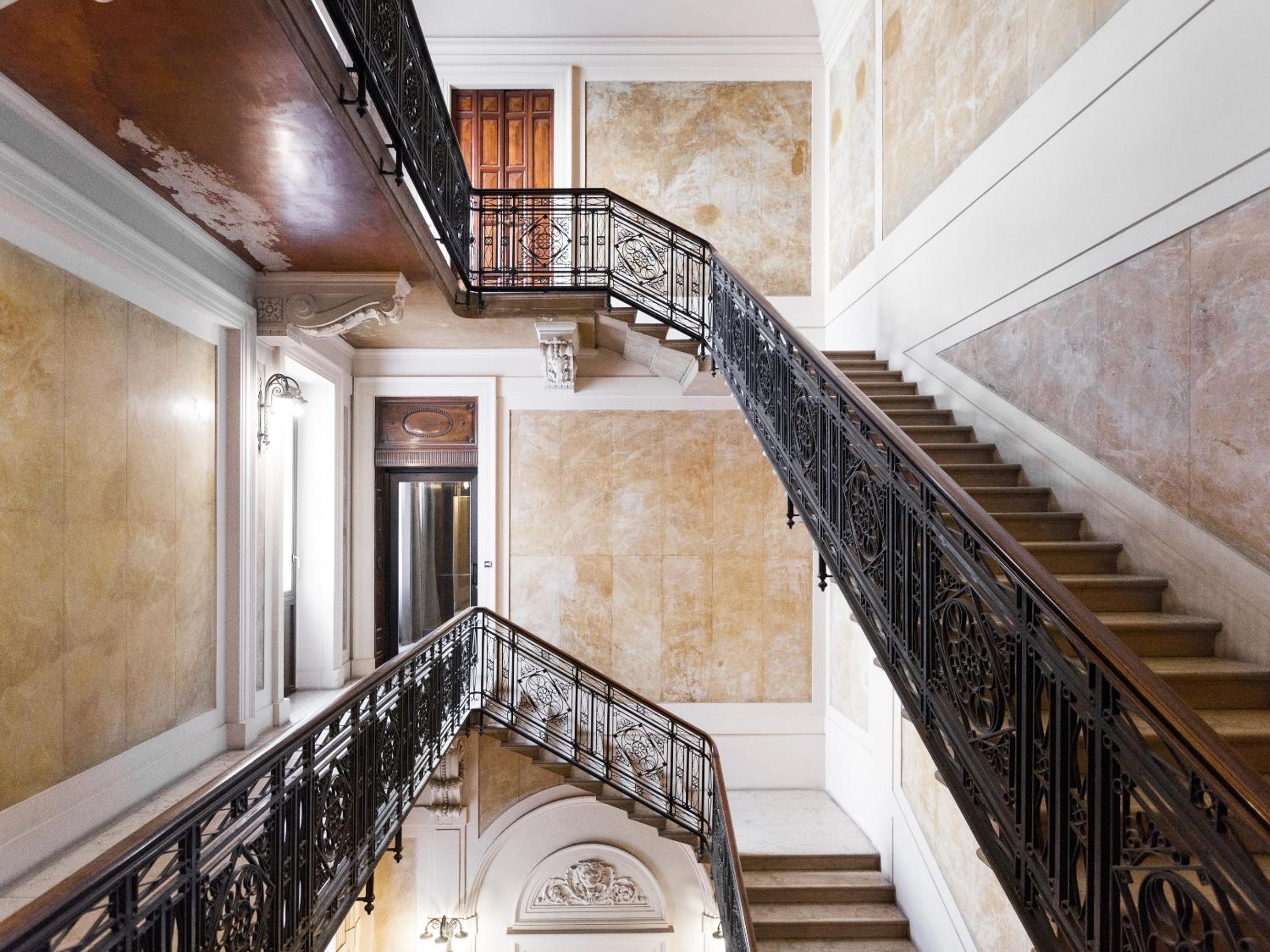 easyhomes-Duomo Suites & Apartments