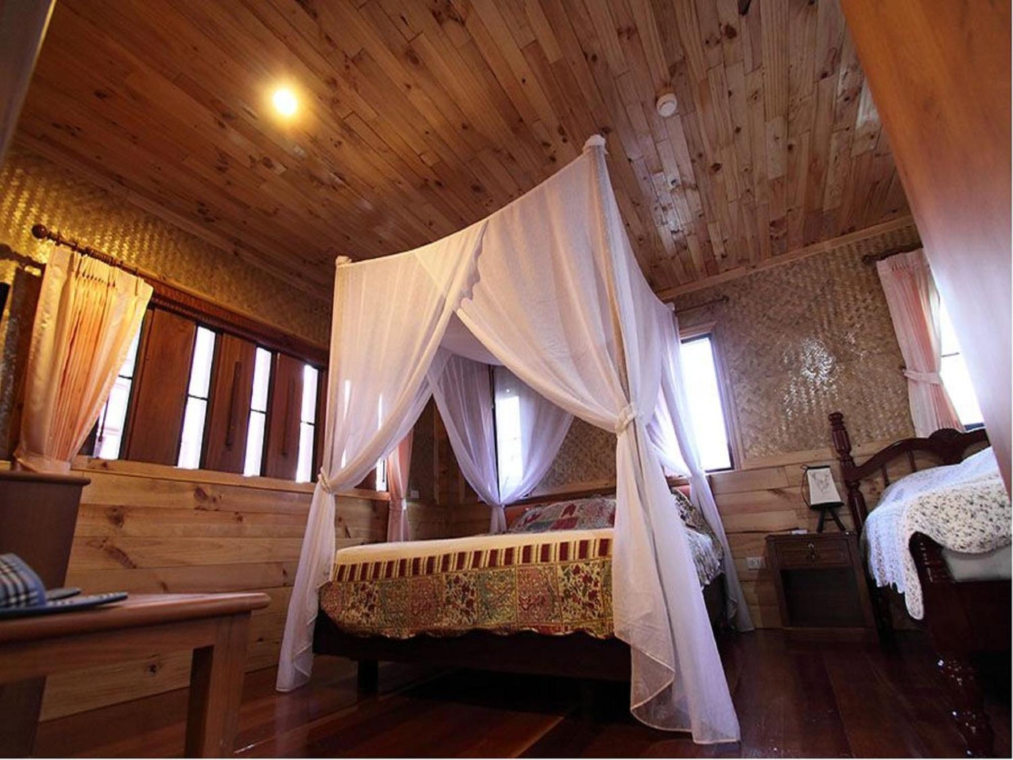 Baan Soontree Resort