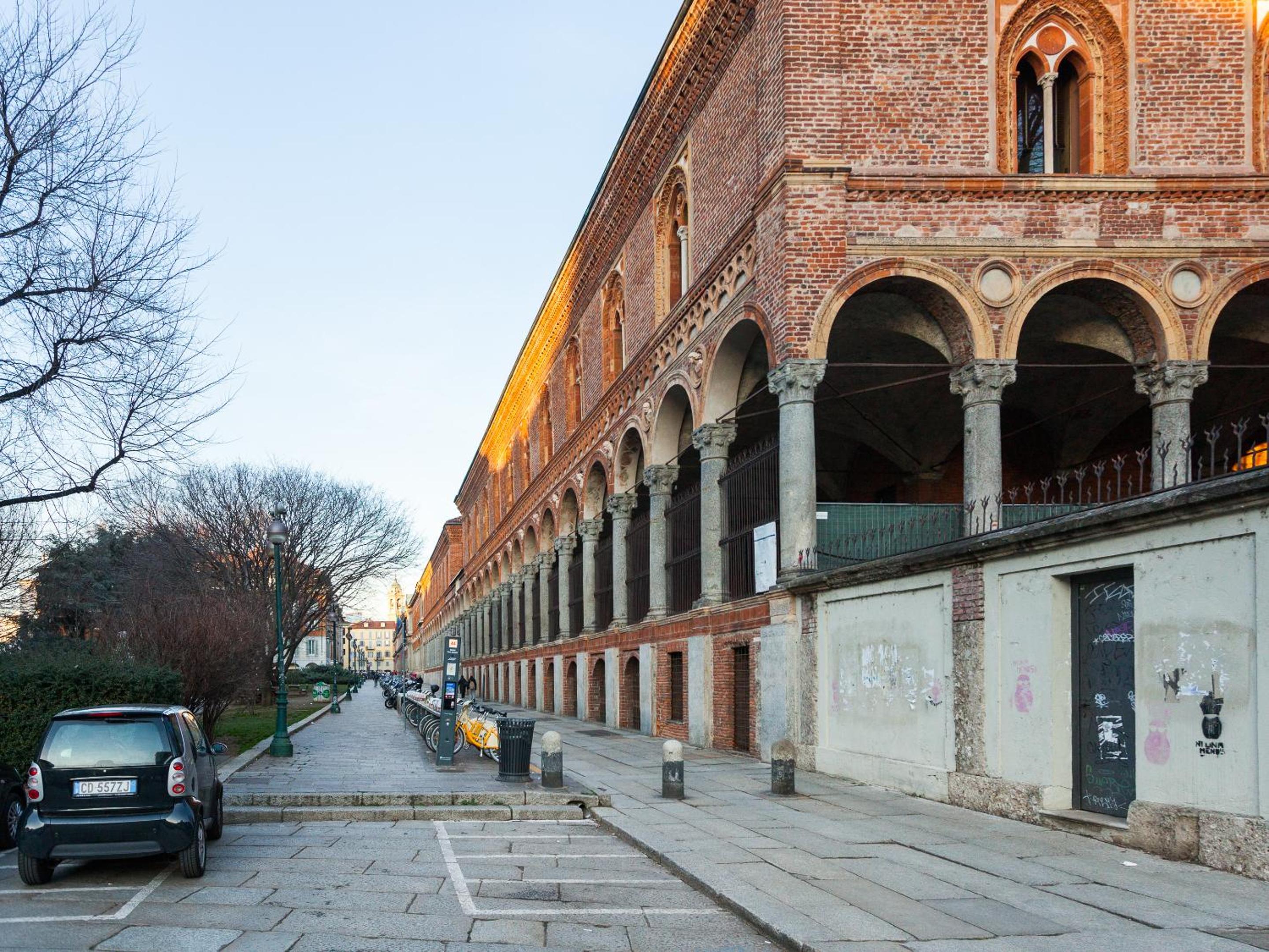 easyhomes-Duomo Suites & Apartments
