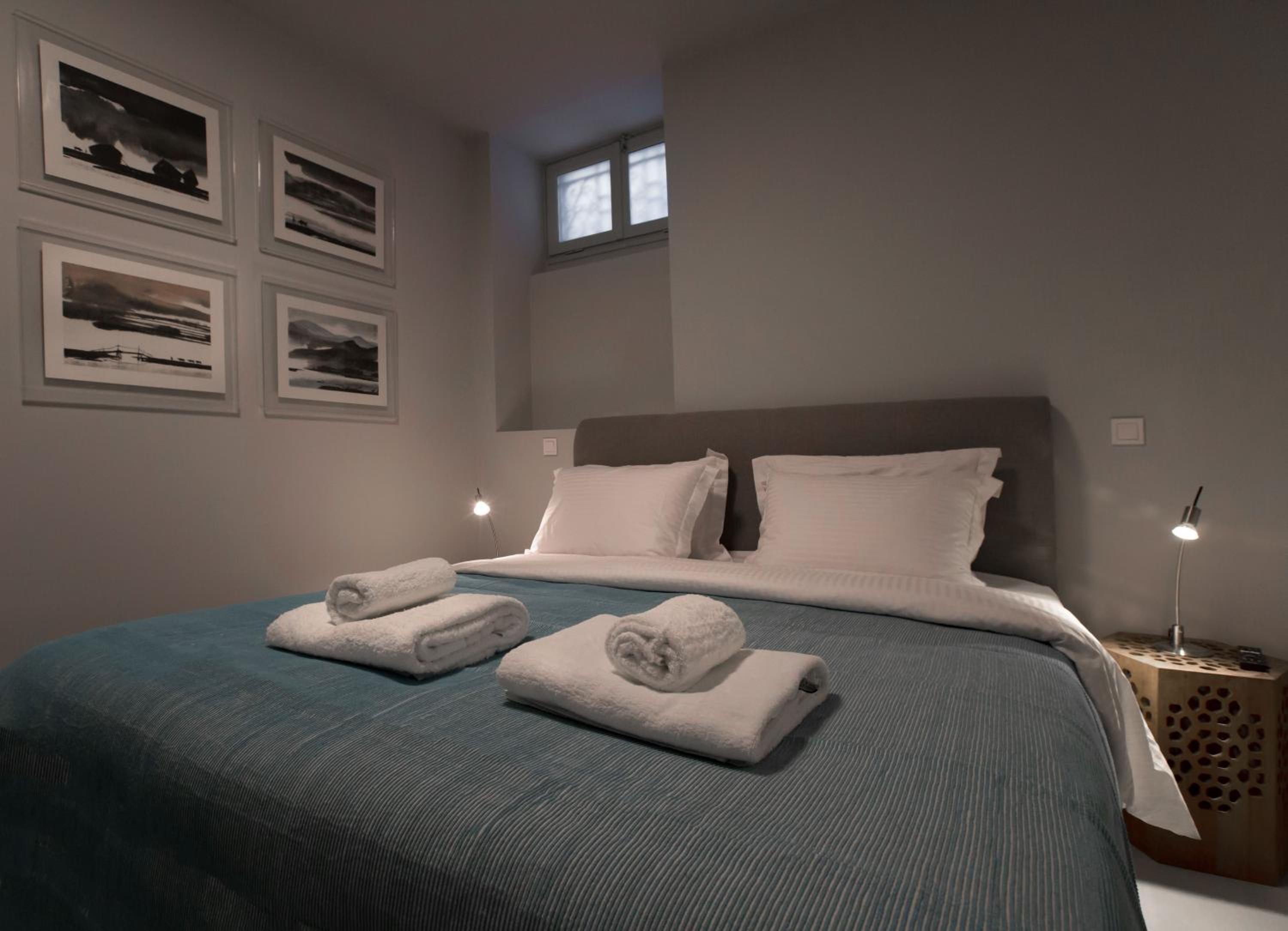 Magnificent neoclassical apt in Syntagma-Plaka