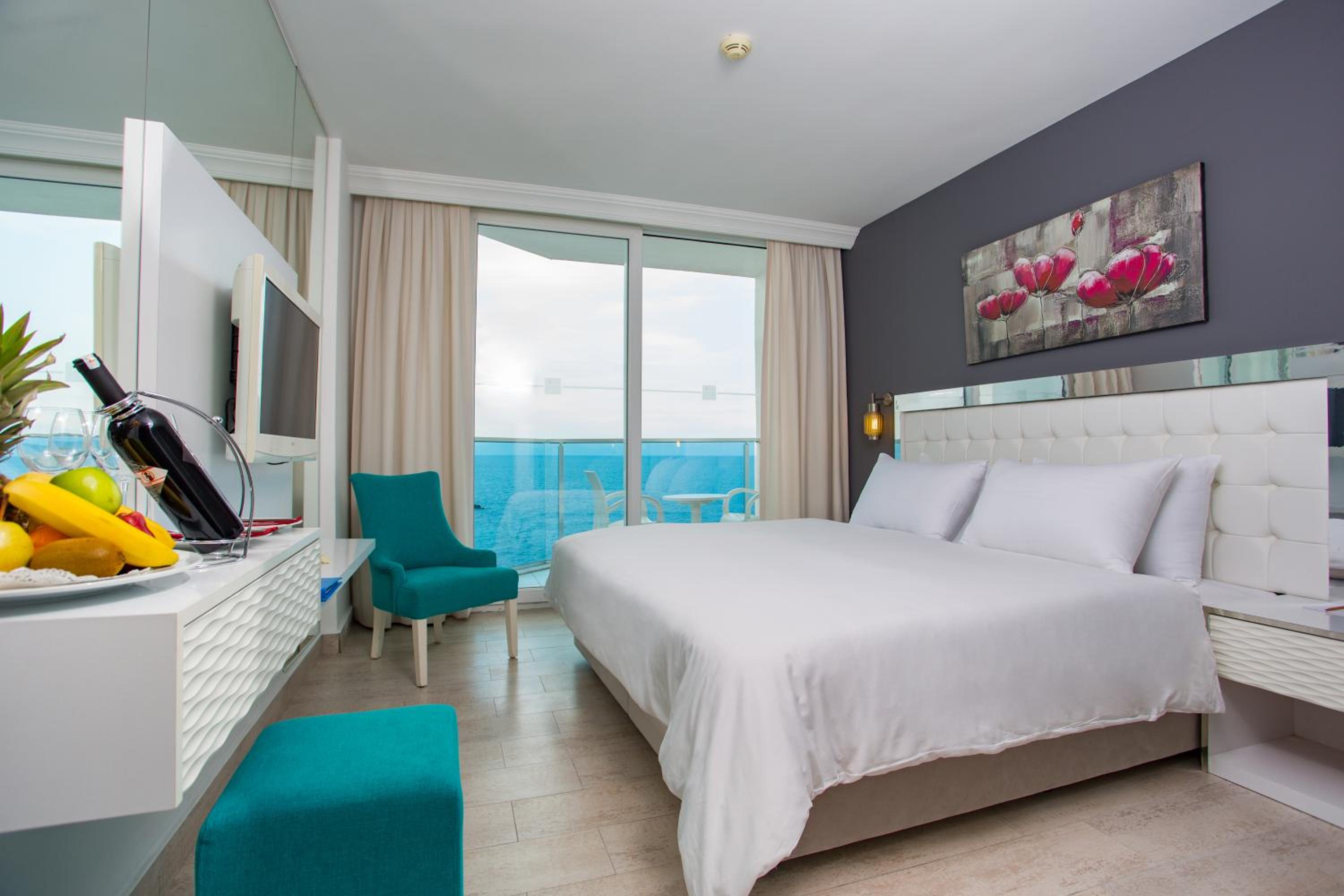 Le Bleu Hotel & Resort Kusadasi
