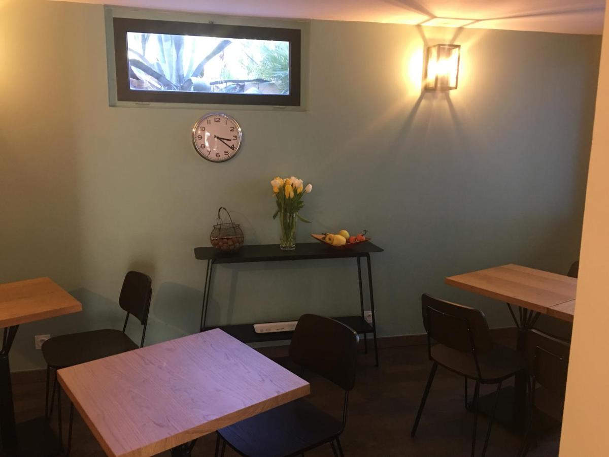 Montpellier Vacations - Couette et Cafe - Property Image 20