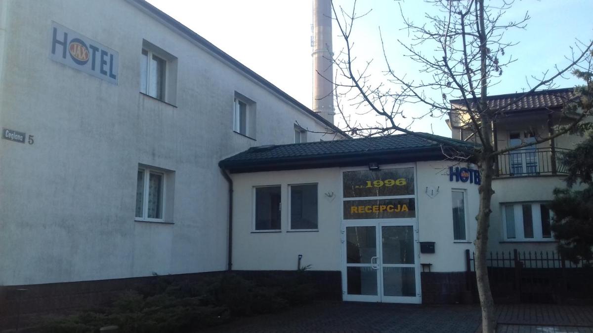 Photo 10