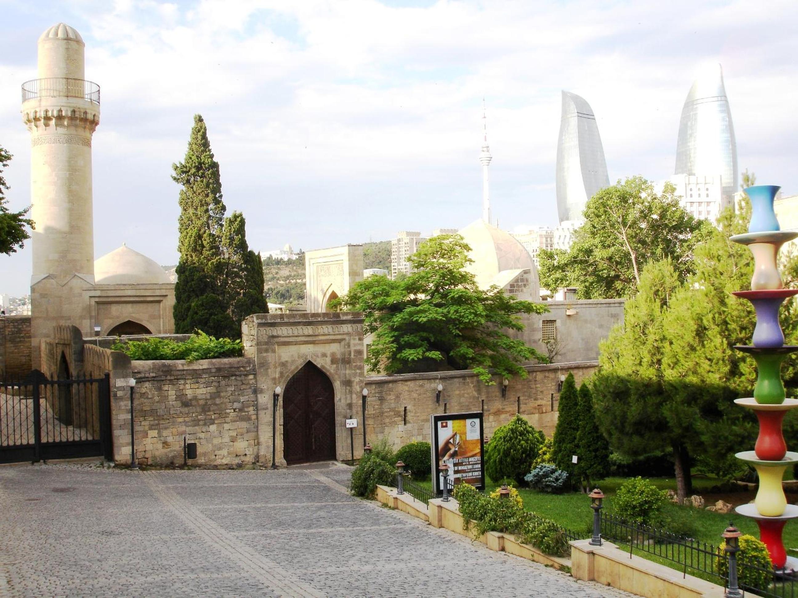 Apartment in Old City Baku