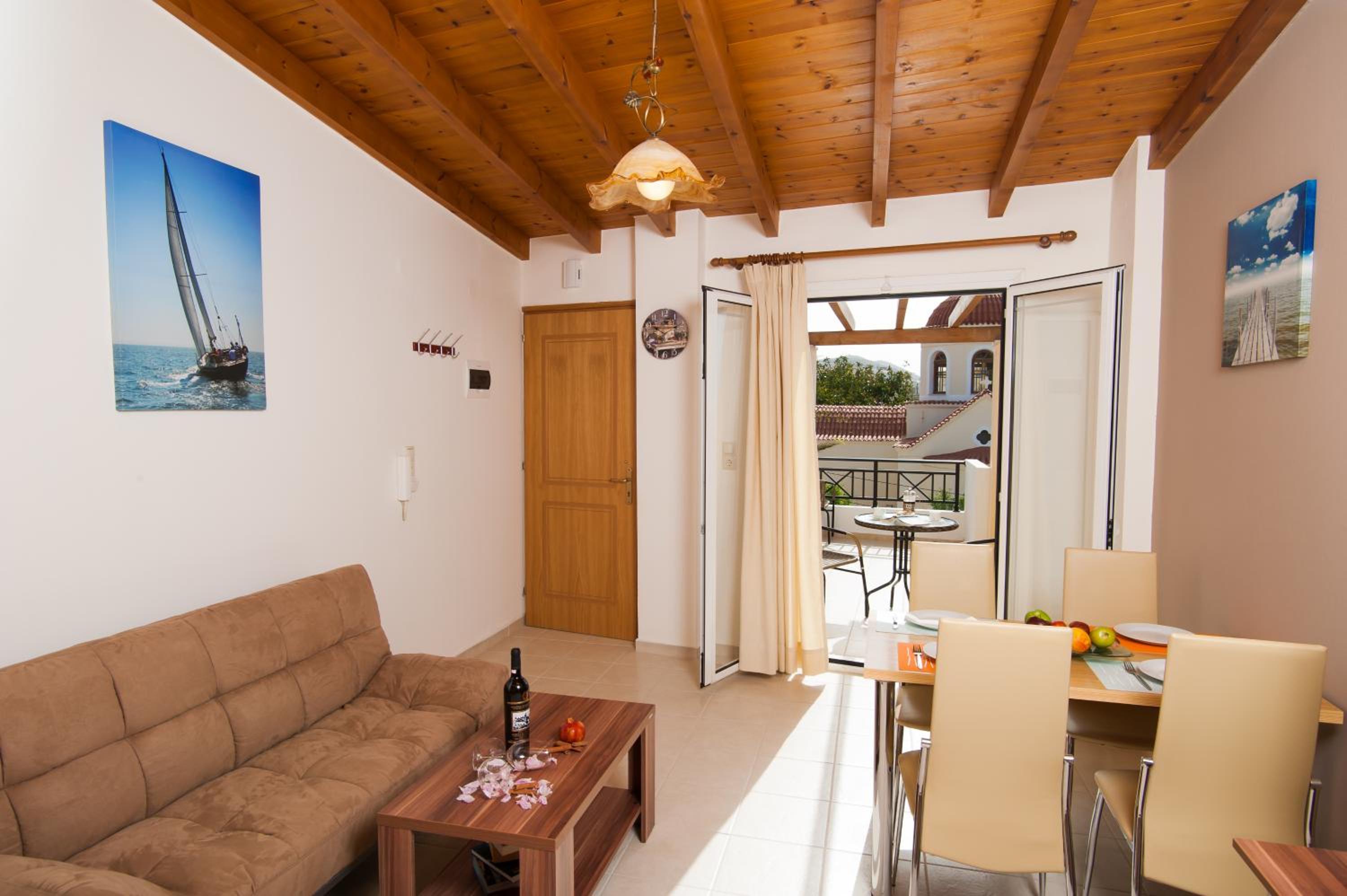 Castello Apartments