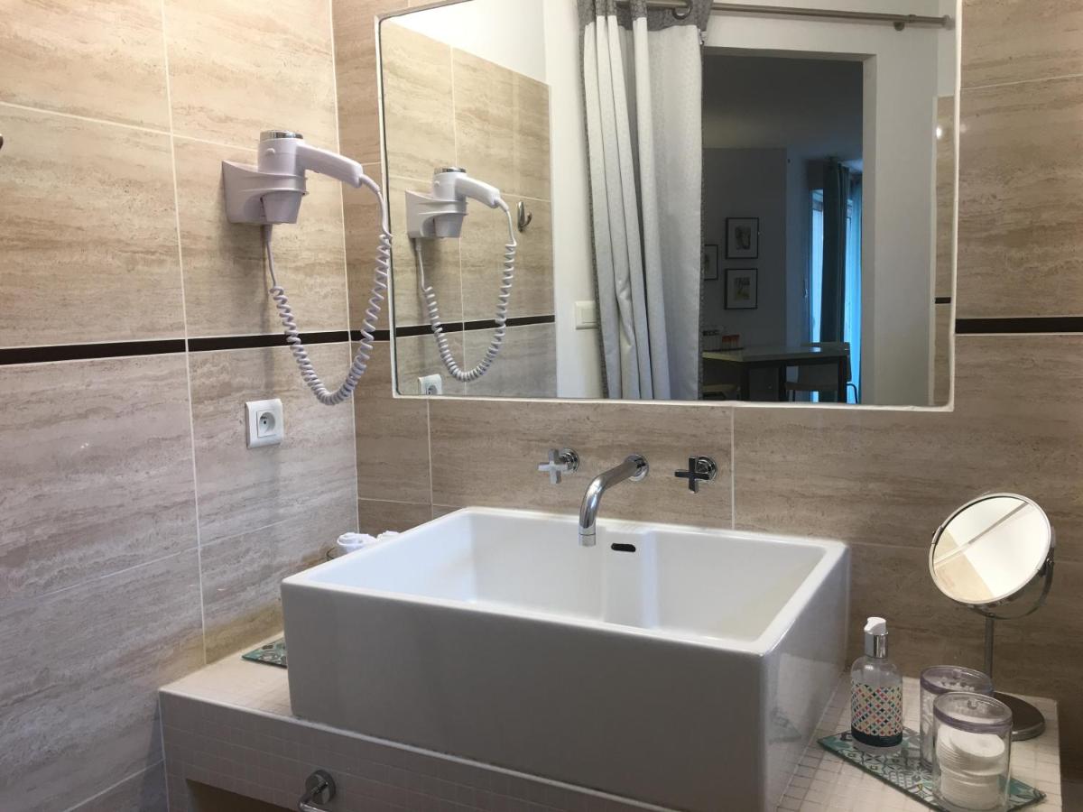 Montpellier Vacations - Couette et Cafe - Property Image 16