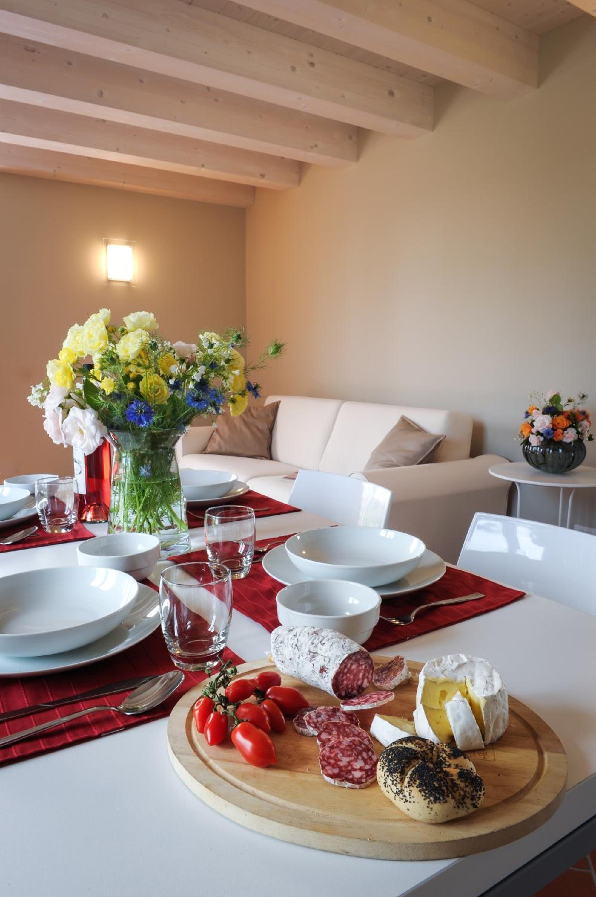Belvivere Suites