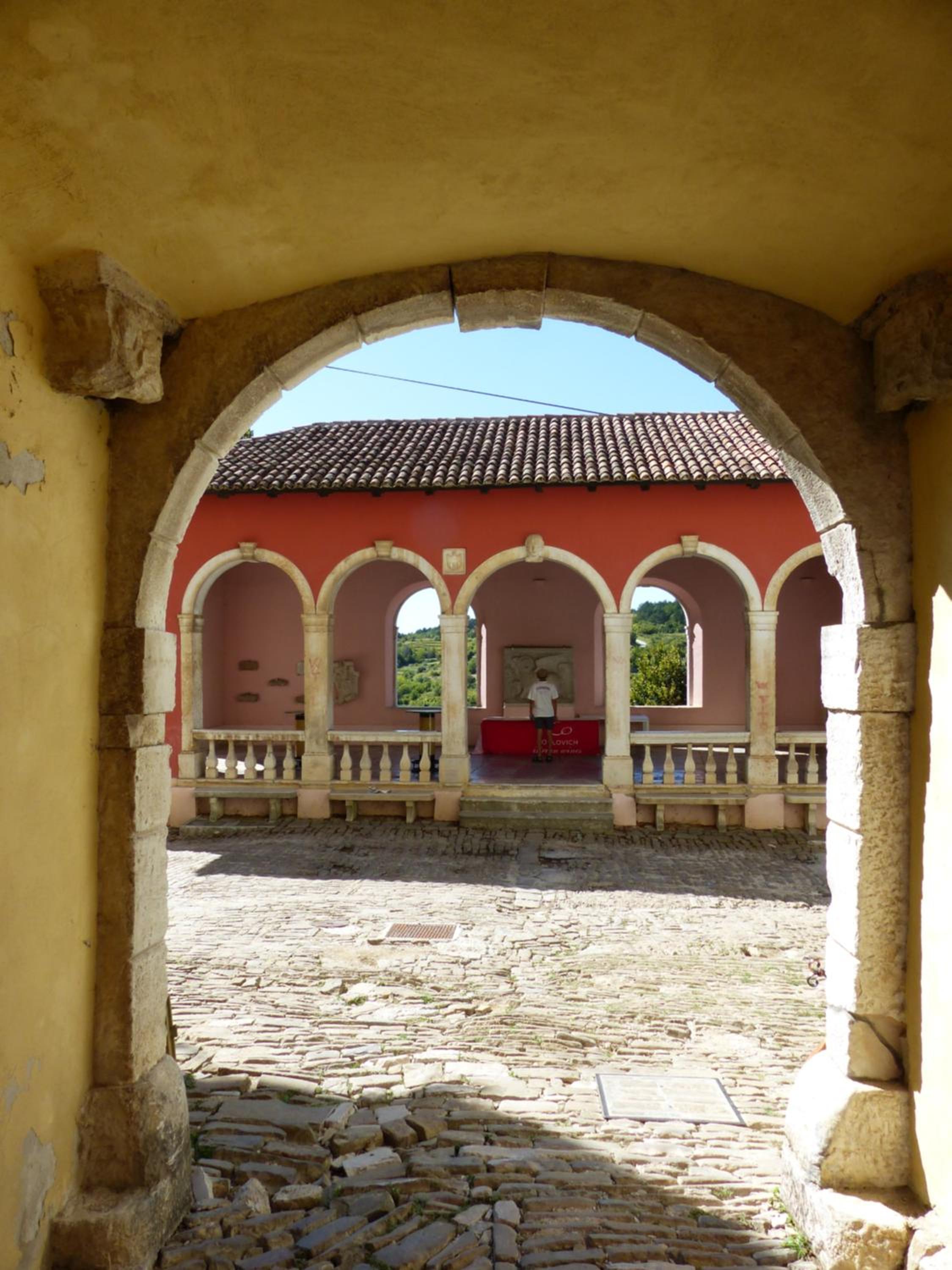 Photo 45