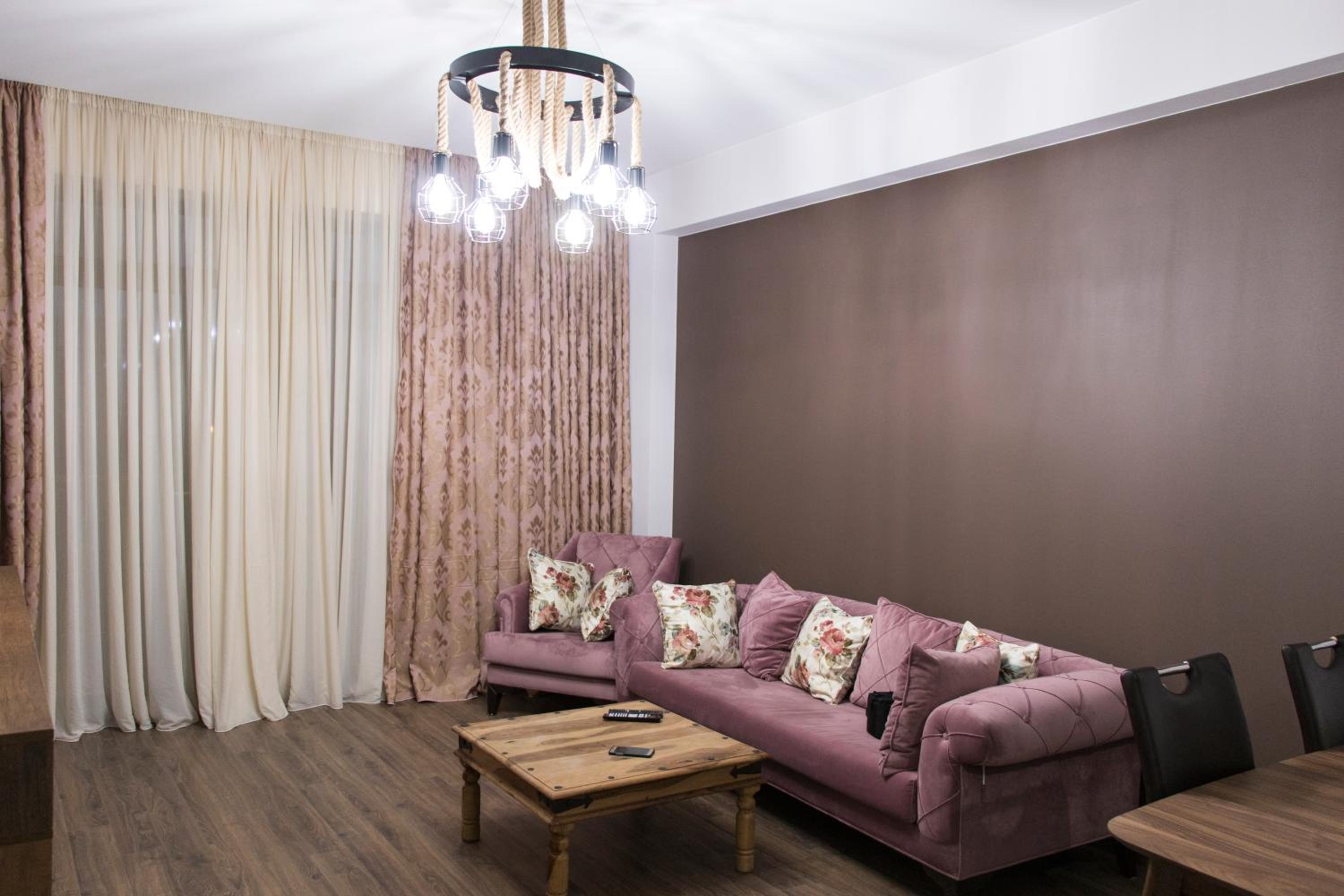 7th HEAVEN Apartment in Central Tbilisi view 3