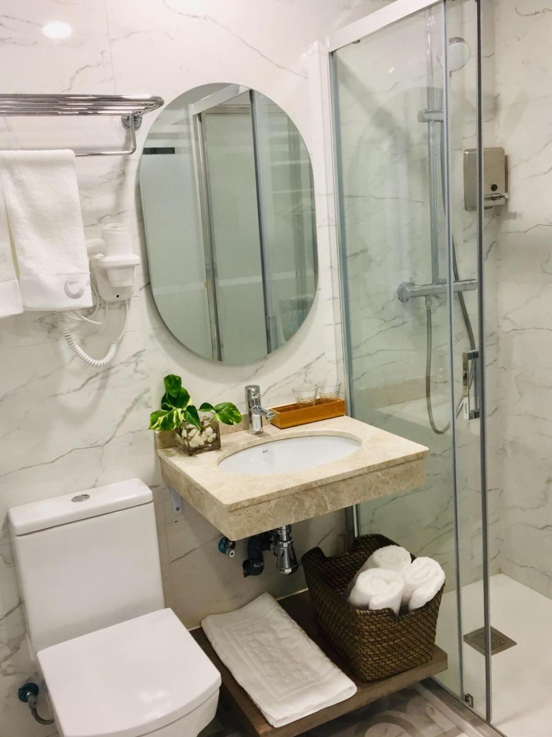 Hostal Palacio Luna - Image 2