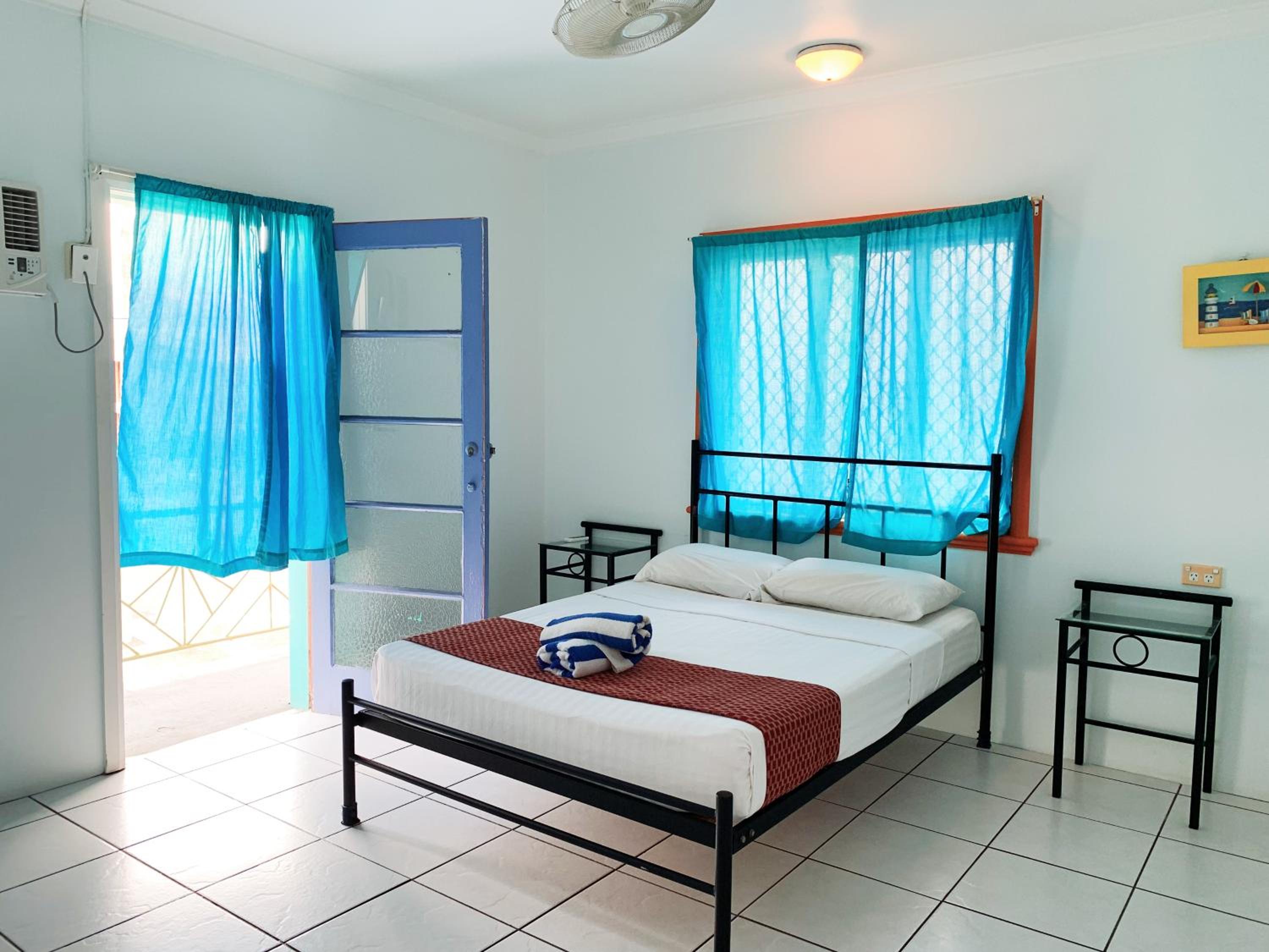 Caravella Backpackers