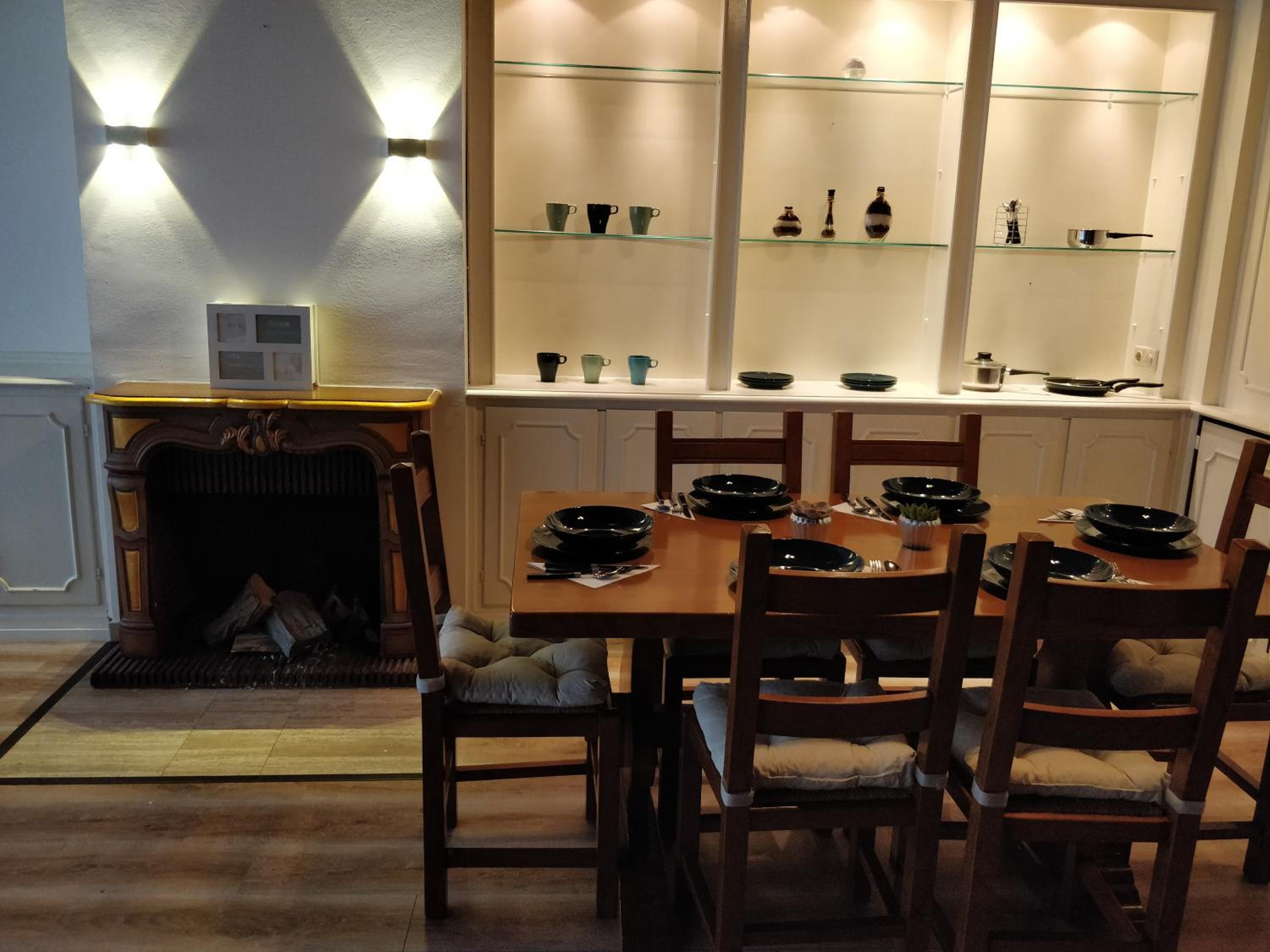 dining