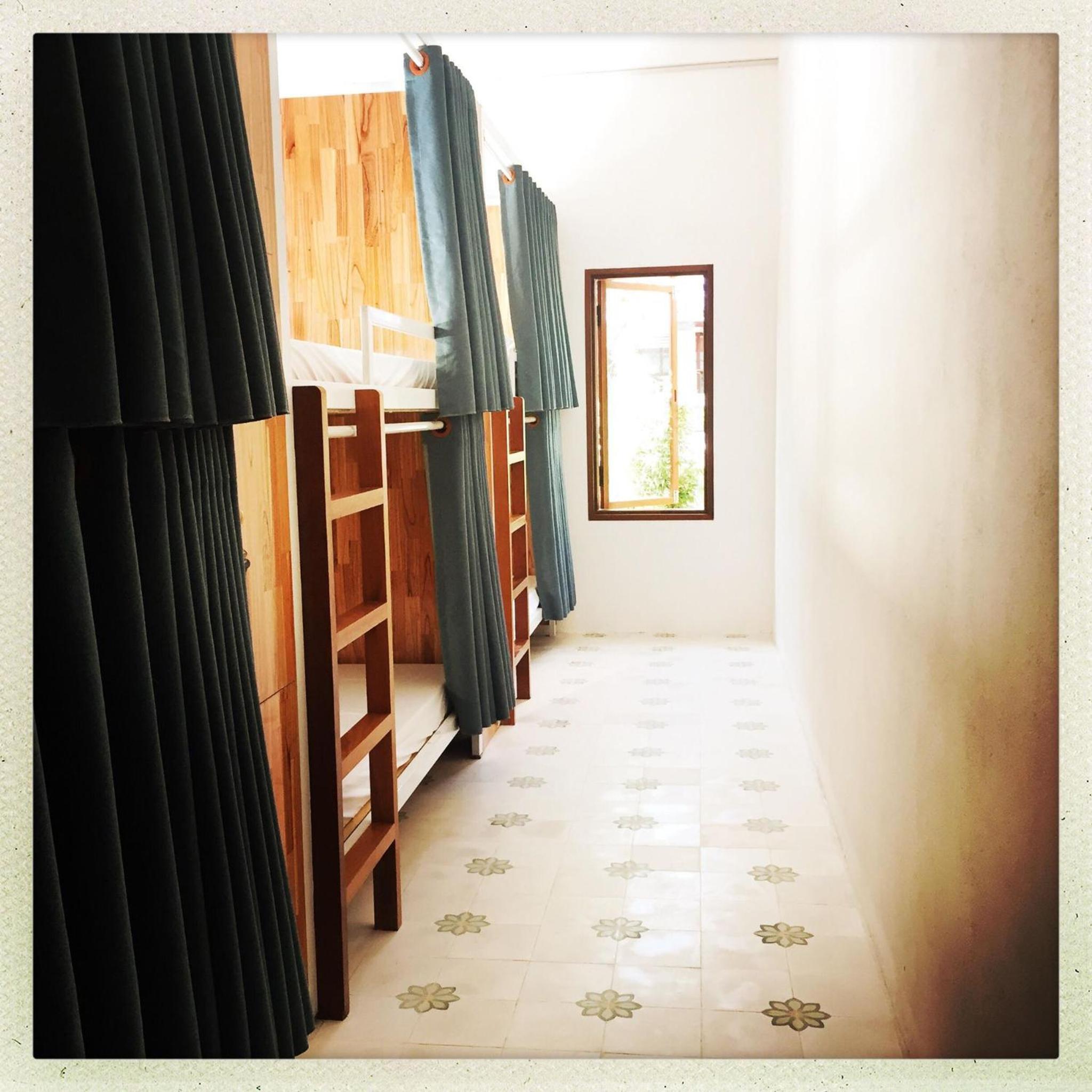 Photo 48