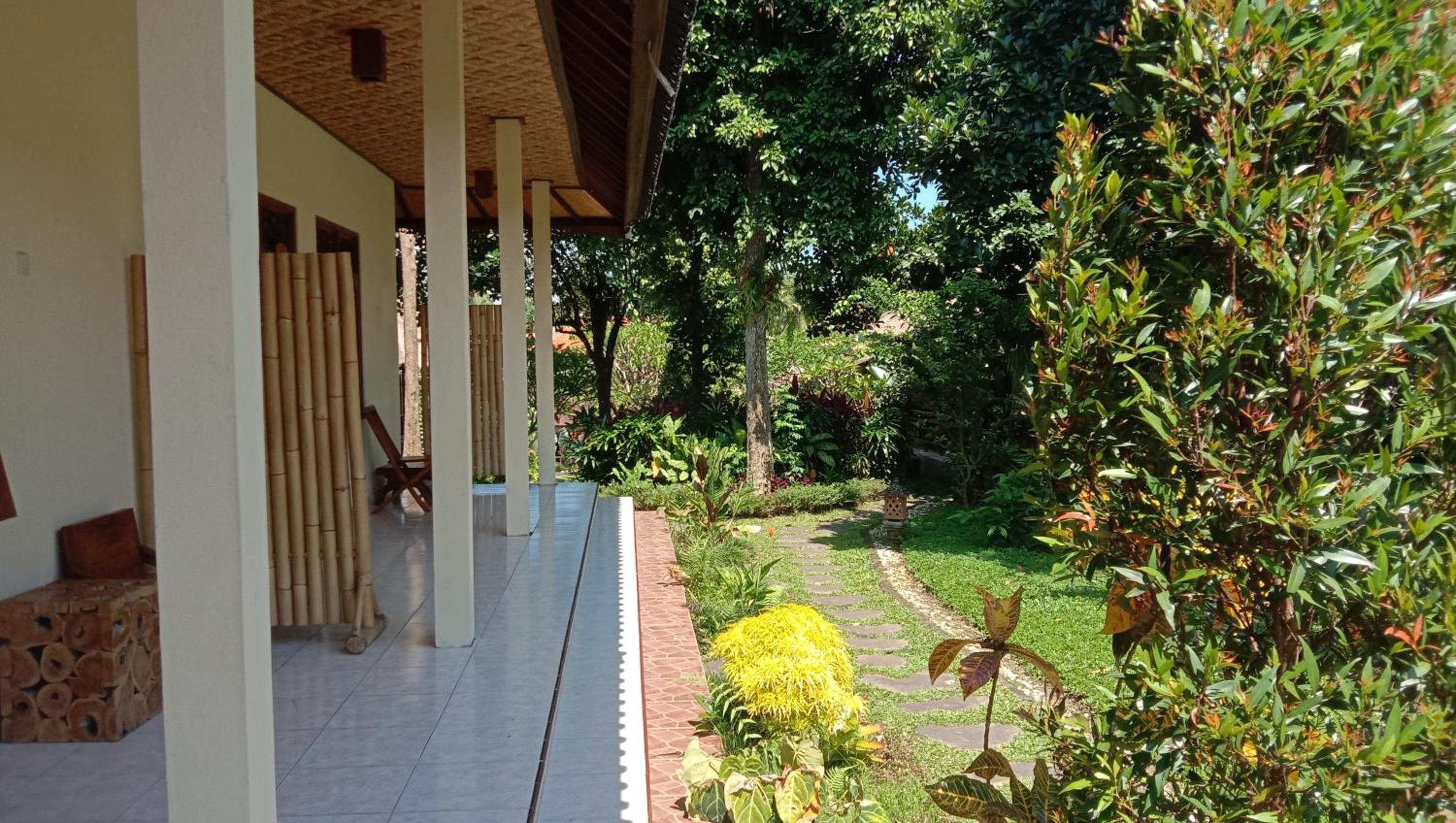 Astawa House