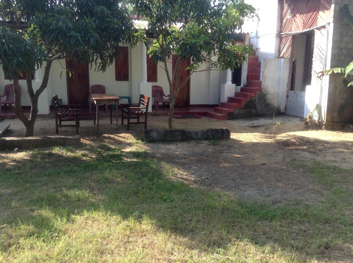 Cafe Nilaveli view 3