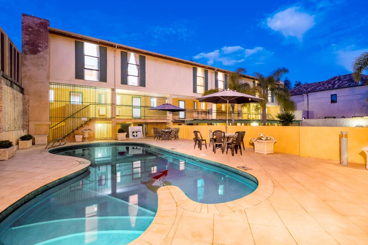 Cottesloe Beach Chalets