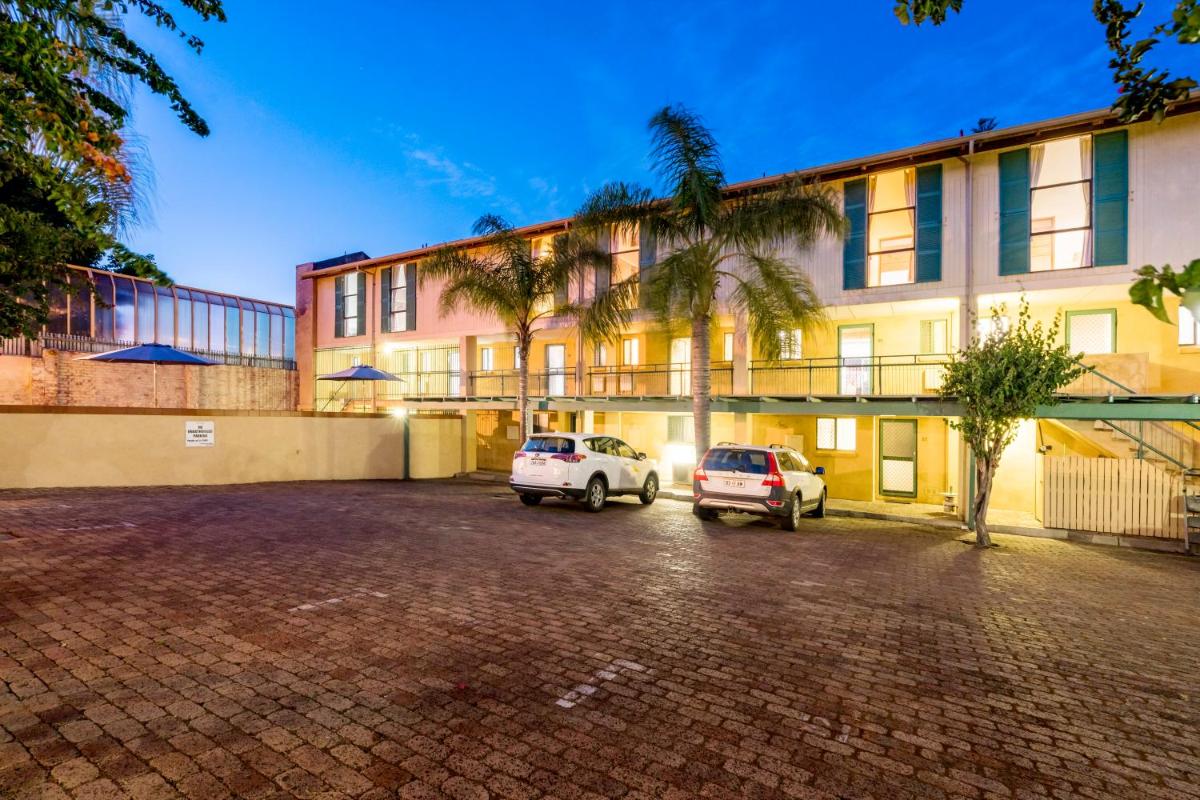 Cottesloe Beach Chalets