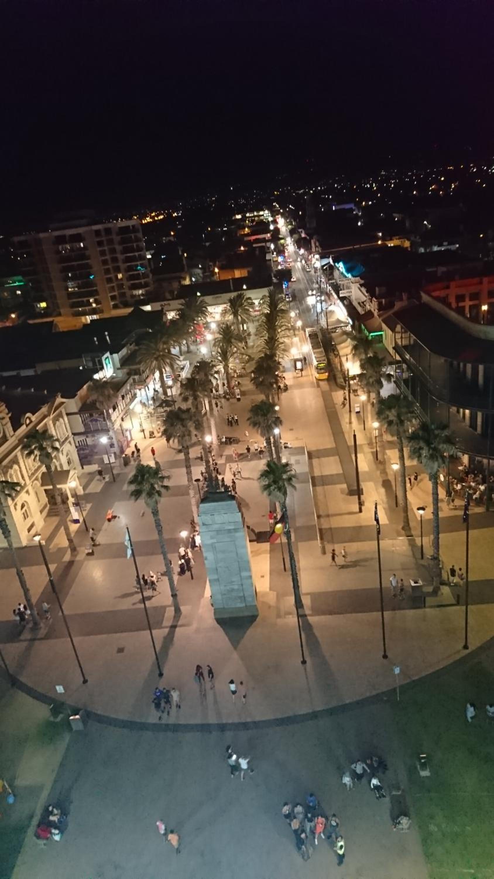 Glenelg beach gateway Studio Apartment view 3