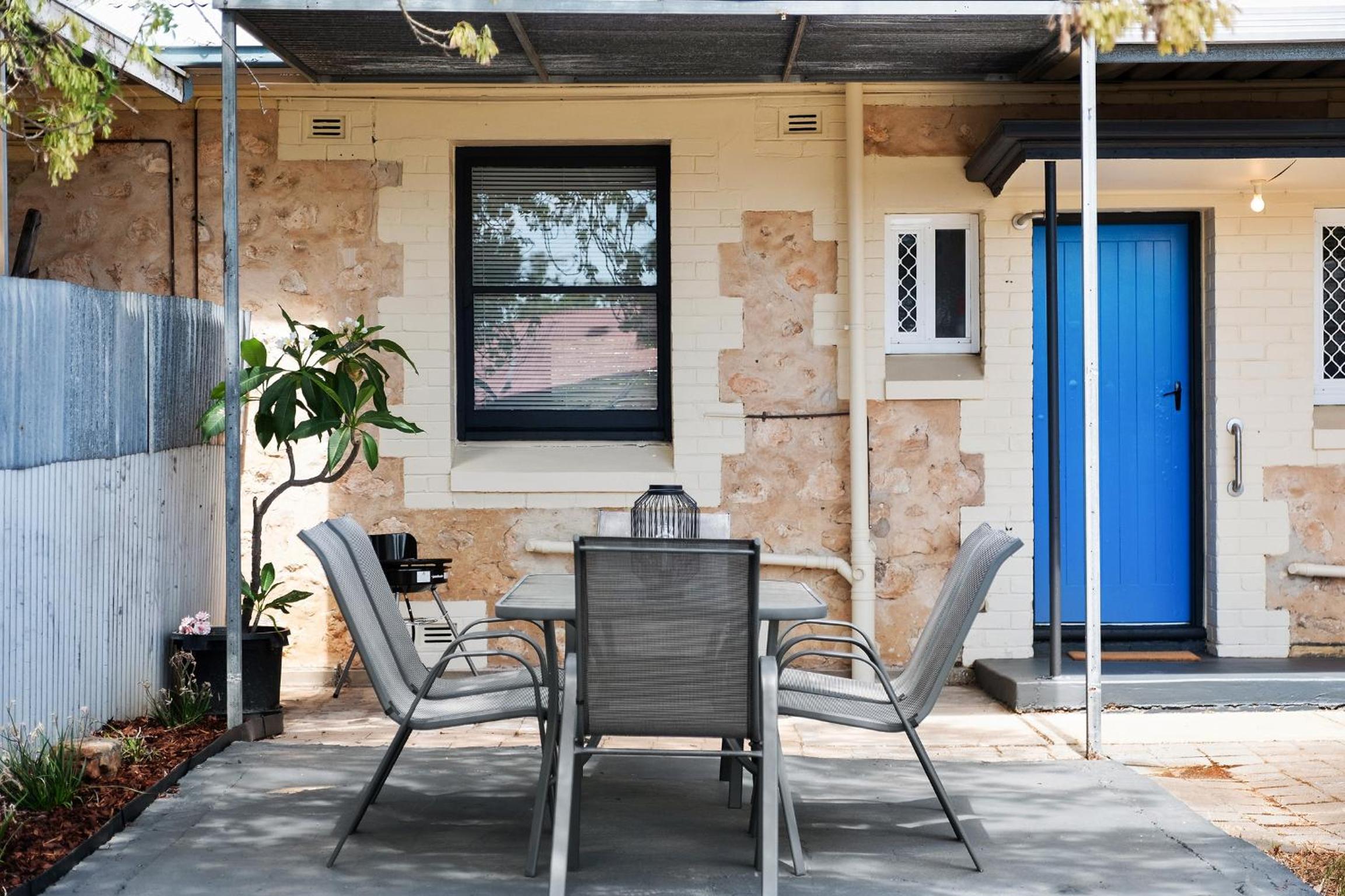 Cute and Cosy - events, workers, getaways