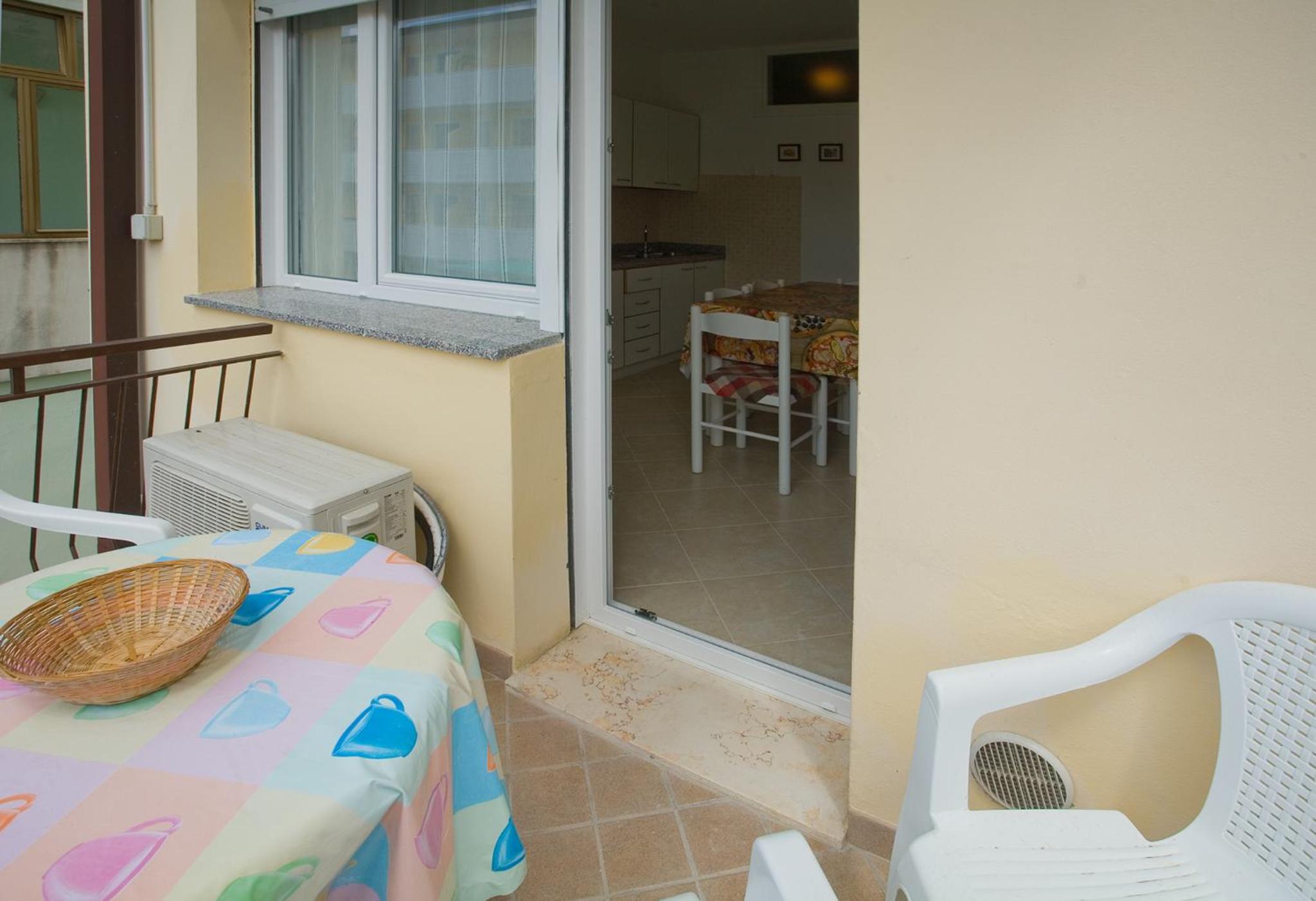Perla view 2