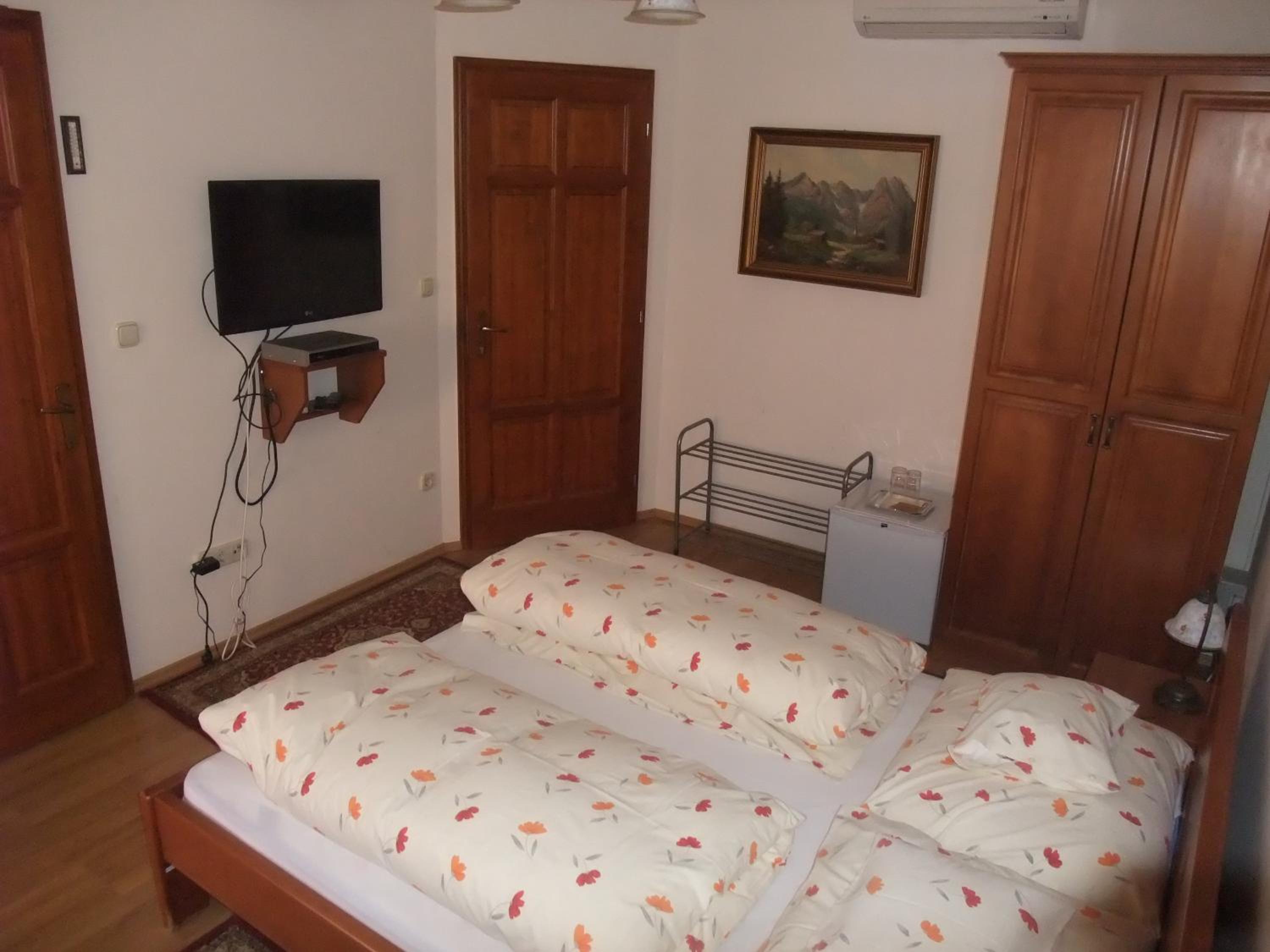 Sóvirág Vendégház view 5