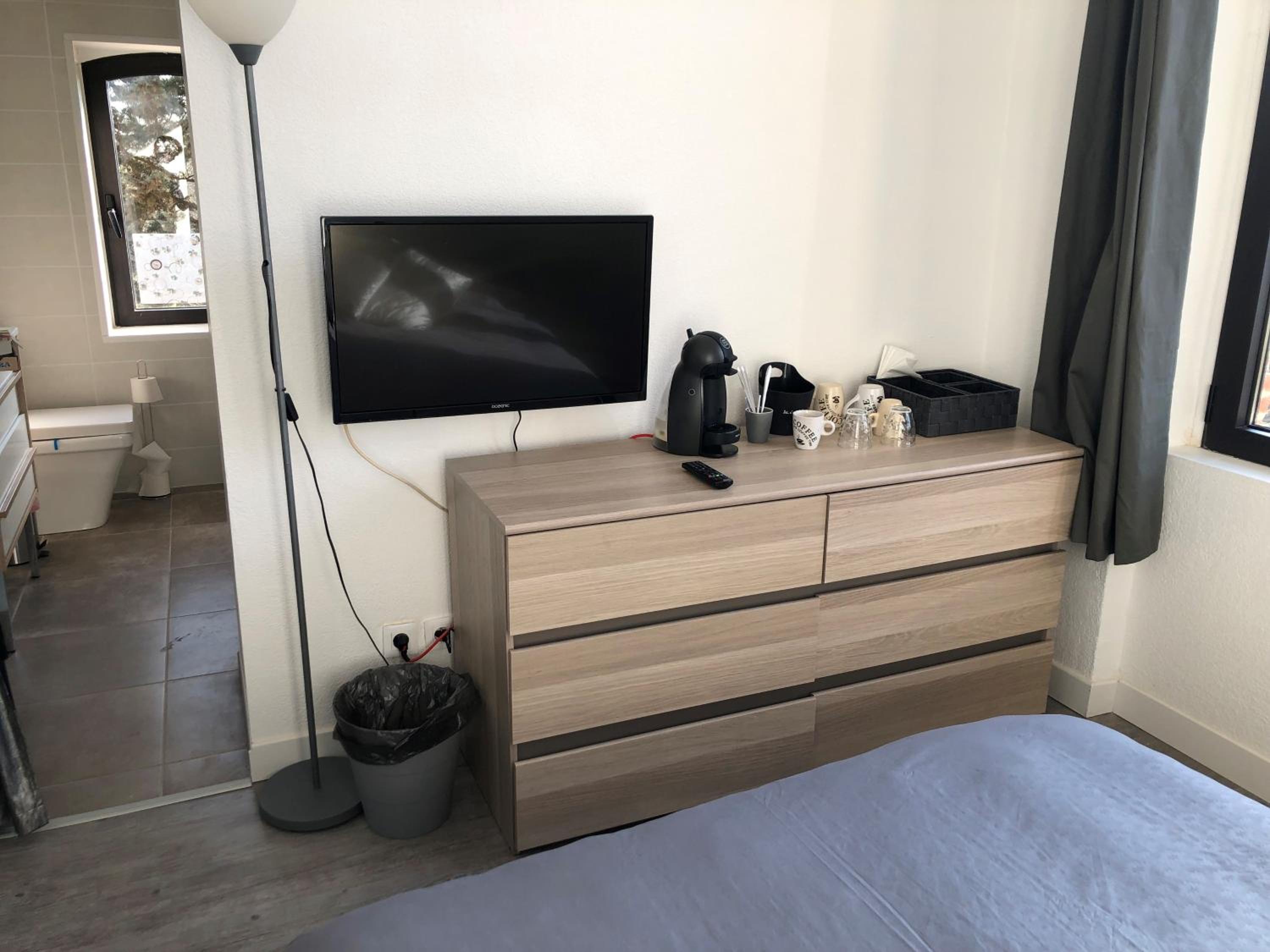 Photo 12