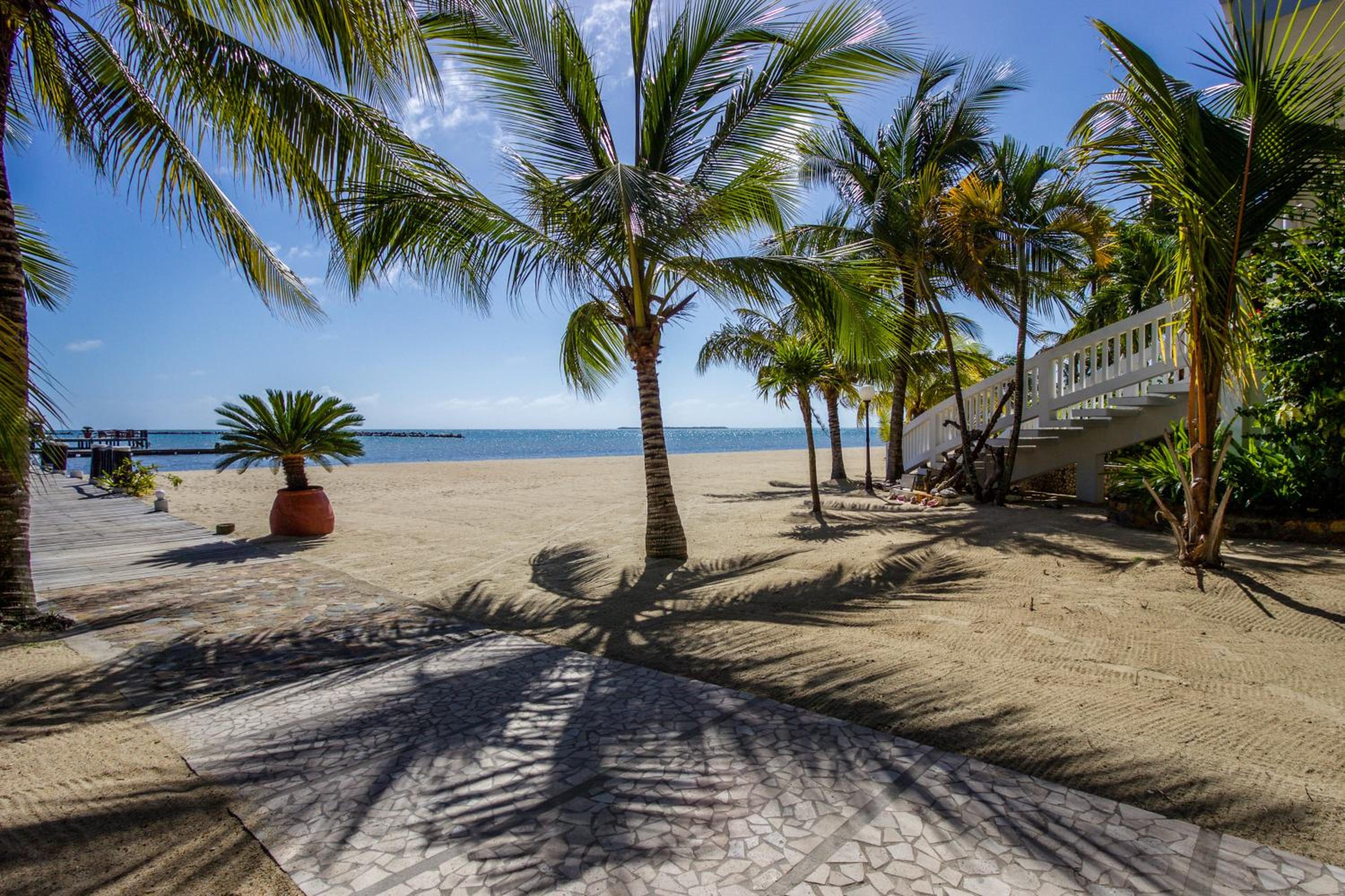 Carol's Cabanas
