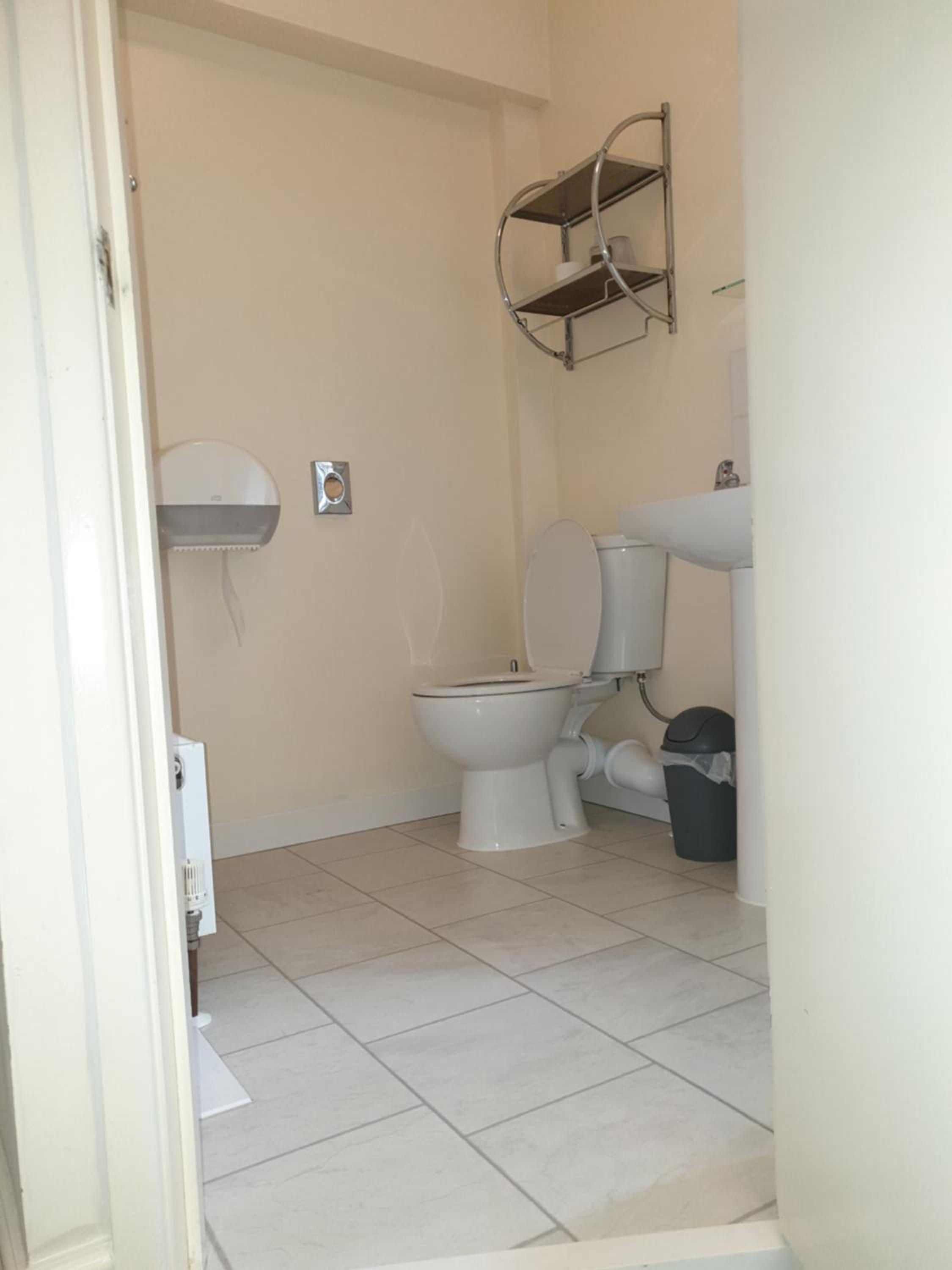 Photo 19