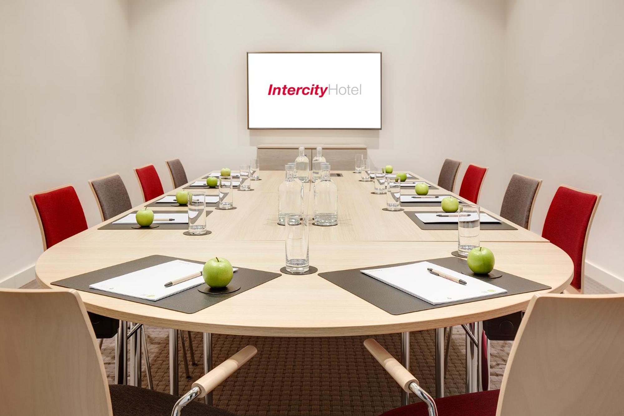 IntercityHotel Frankfurt Hauptbahnhof Sud - Property Image 2