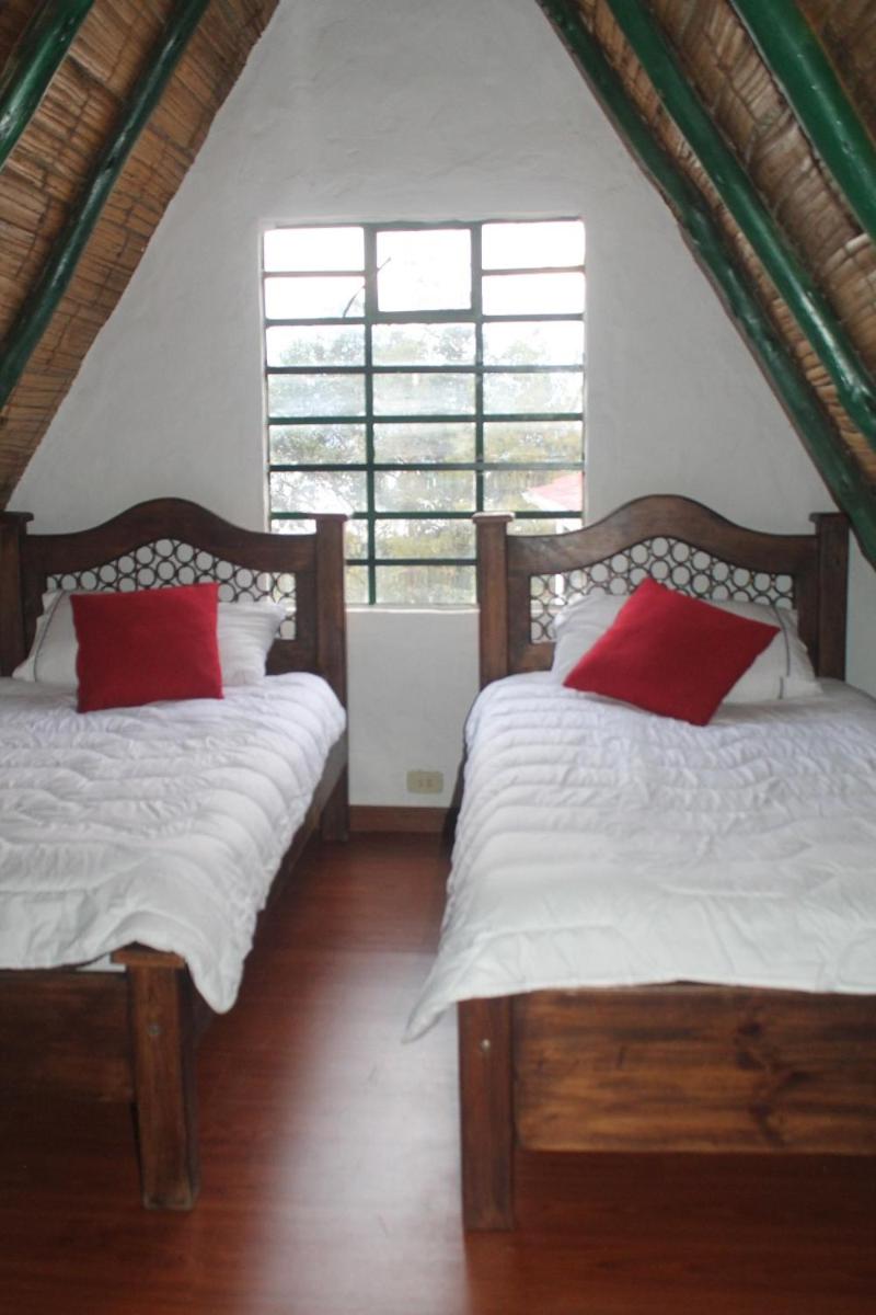 Chalet Guatavita - Tominé. La Casa Amarilla