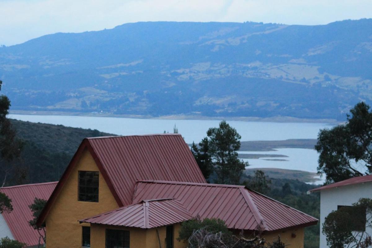 Chalet Guatavita - Tominé. La Casa Amarilla