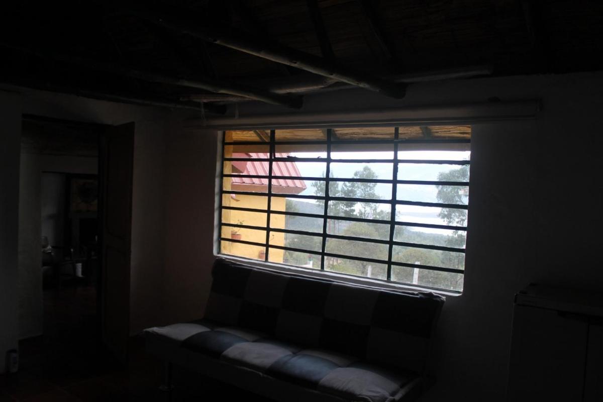 Chalet Guatavita - Tominé. La Casa Amarilla